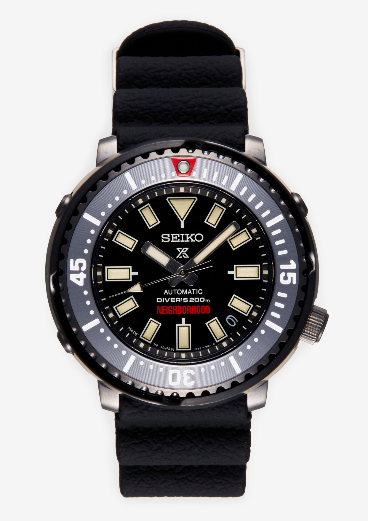 The Seiko x Neighborhood dive watch is awesome