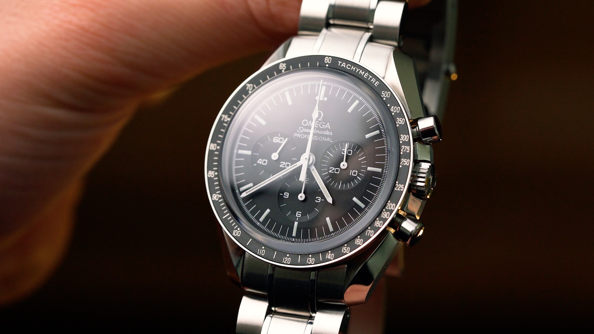 VIDEO: One final loving glance at the now phased out (and much cheaper) Omega Speedmaster “Sapphire Sandwich”, which will only be in store while final stocks last
