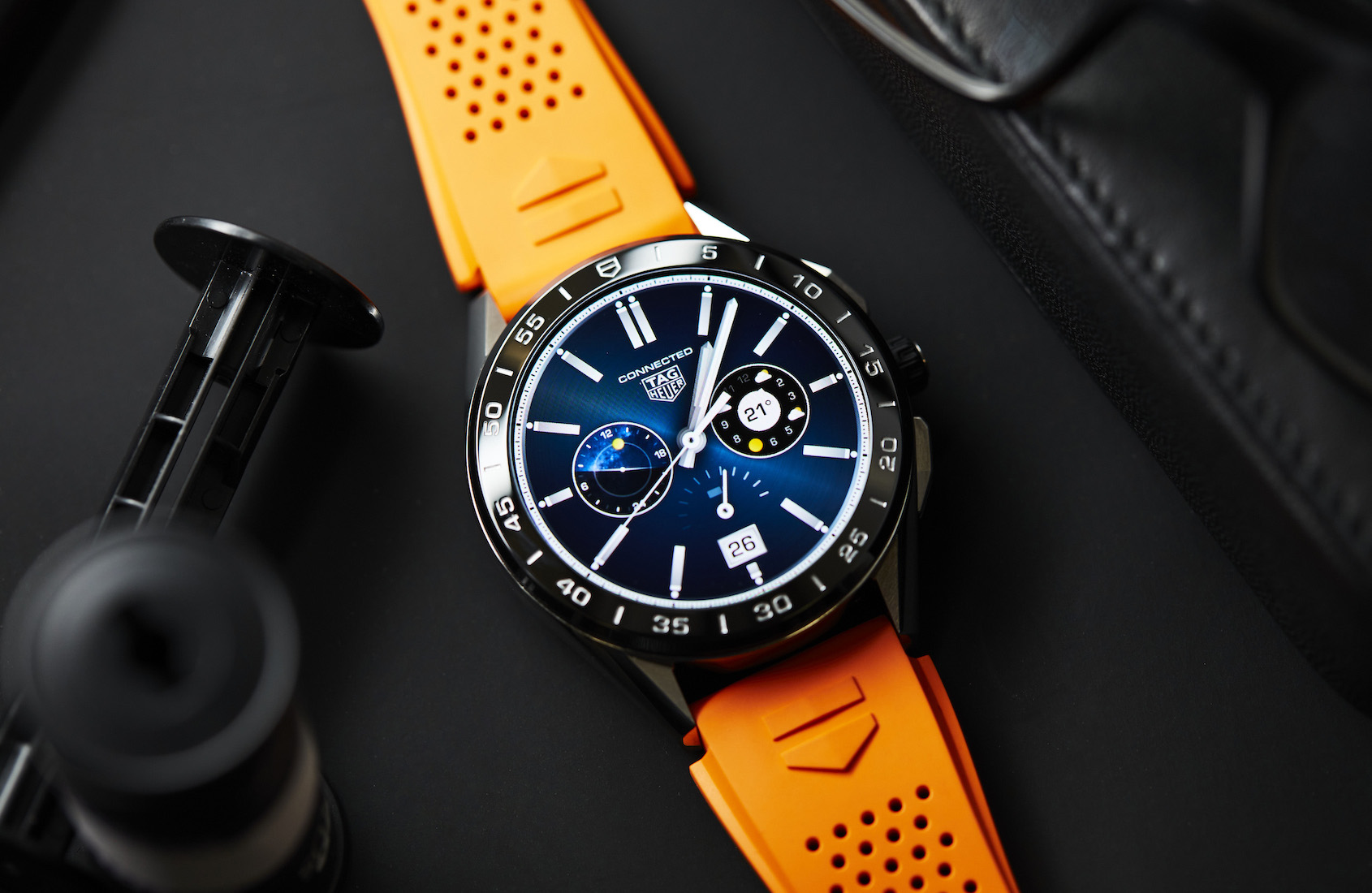 Tag heuer connected 2021 steel and blue best sale ceramic smartwatch