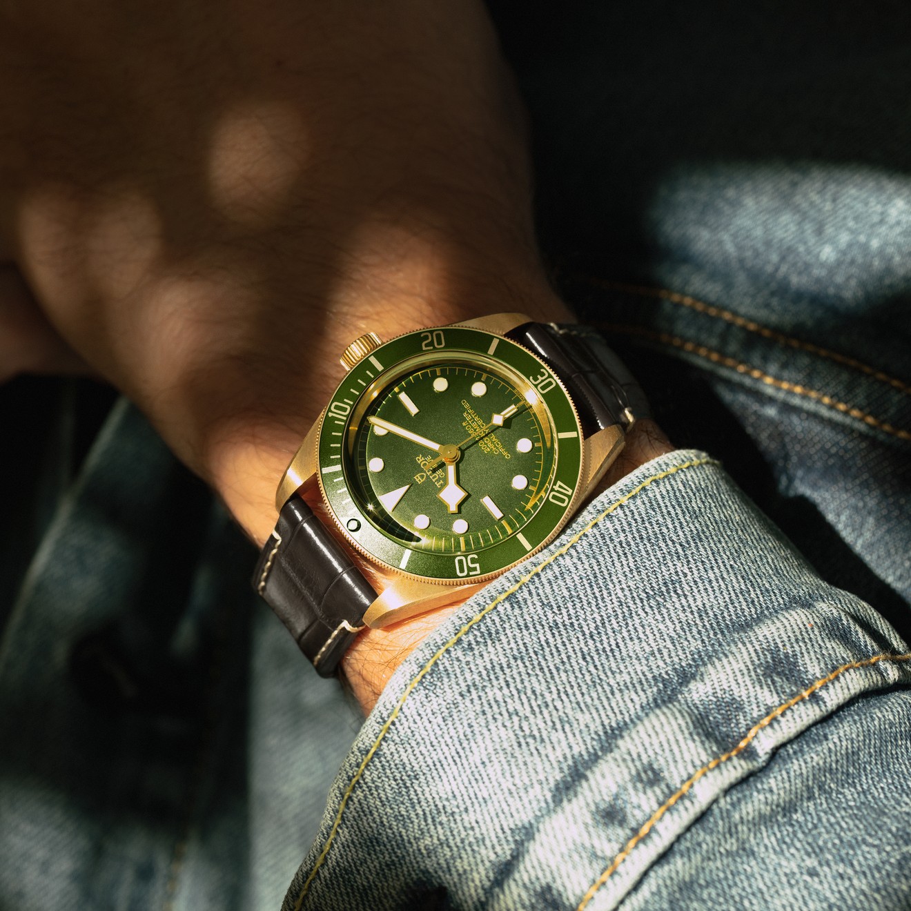 First AP Royal Oak for small wrist, 34mm vs 37mm opinion? - Rolex Forums -  Rolex Watch Forum