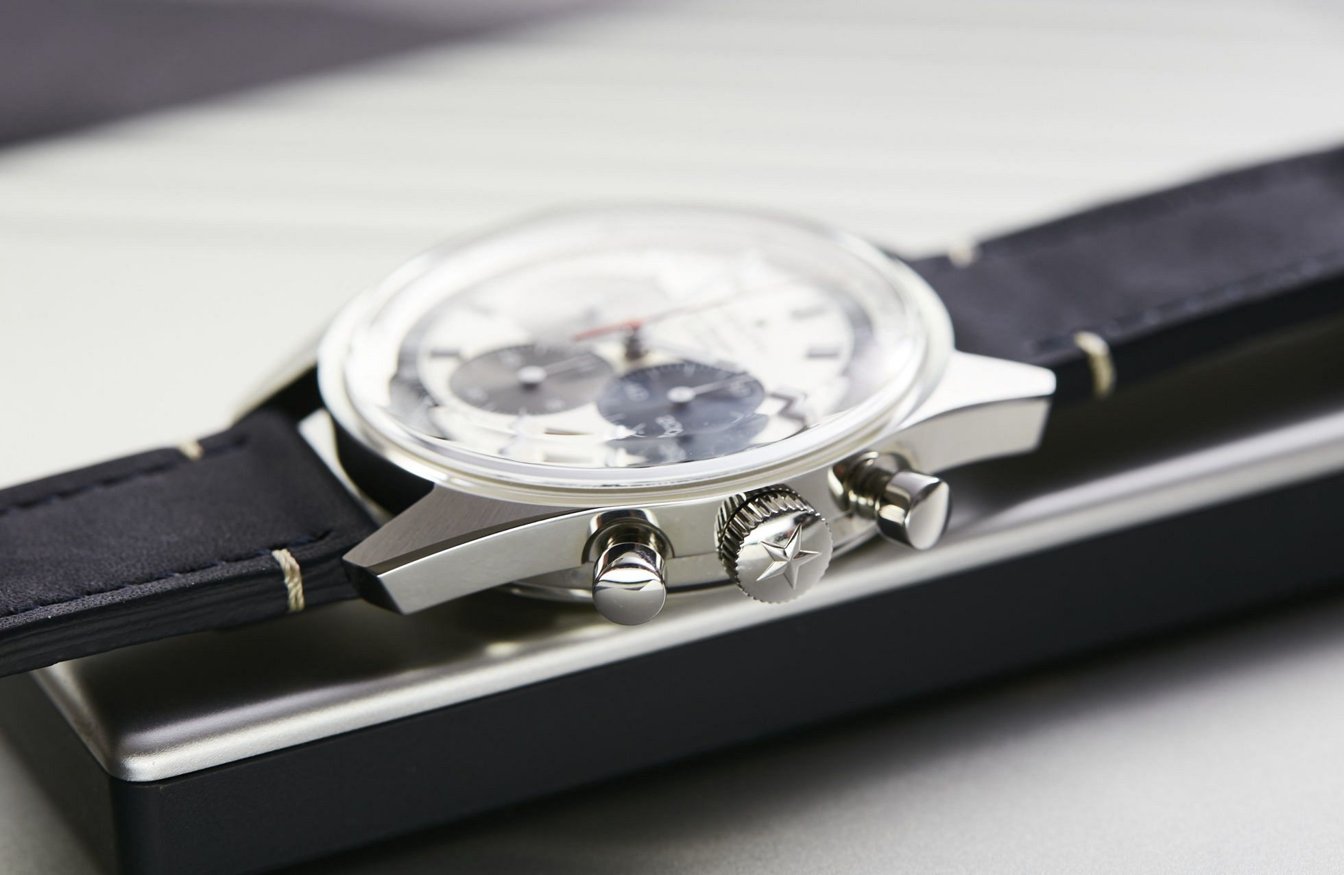 The Zenith Chronomaster Original White is a chronograph classic