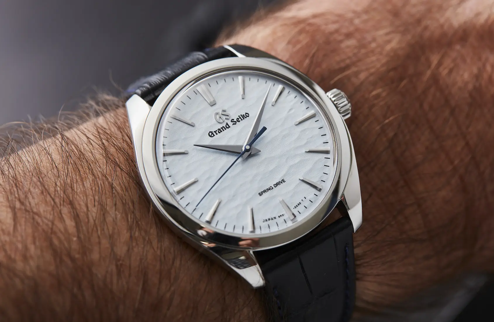 VIDEO: The icy blue Grand Seiko SBGY007 pairs depth with simplicity