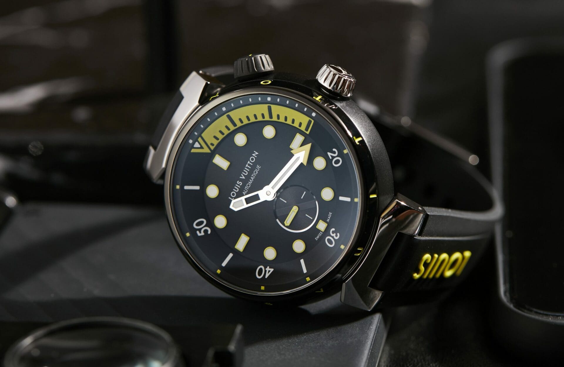 VIDEO: The Louis Vuitton Tambour Street Diver is a fashion-forward diving watch that oozes urban cool
