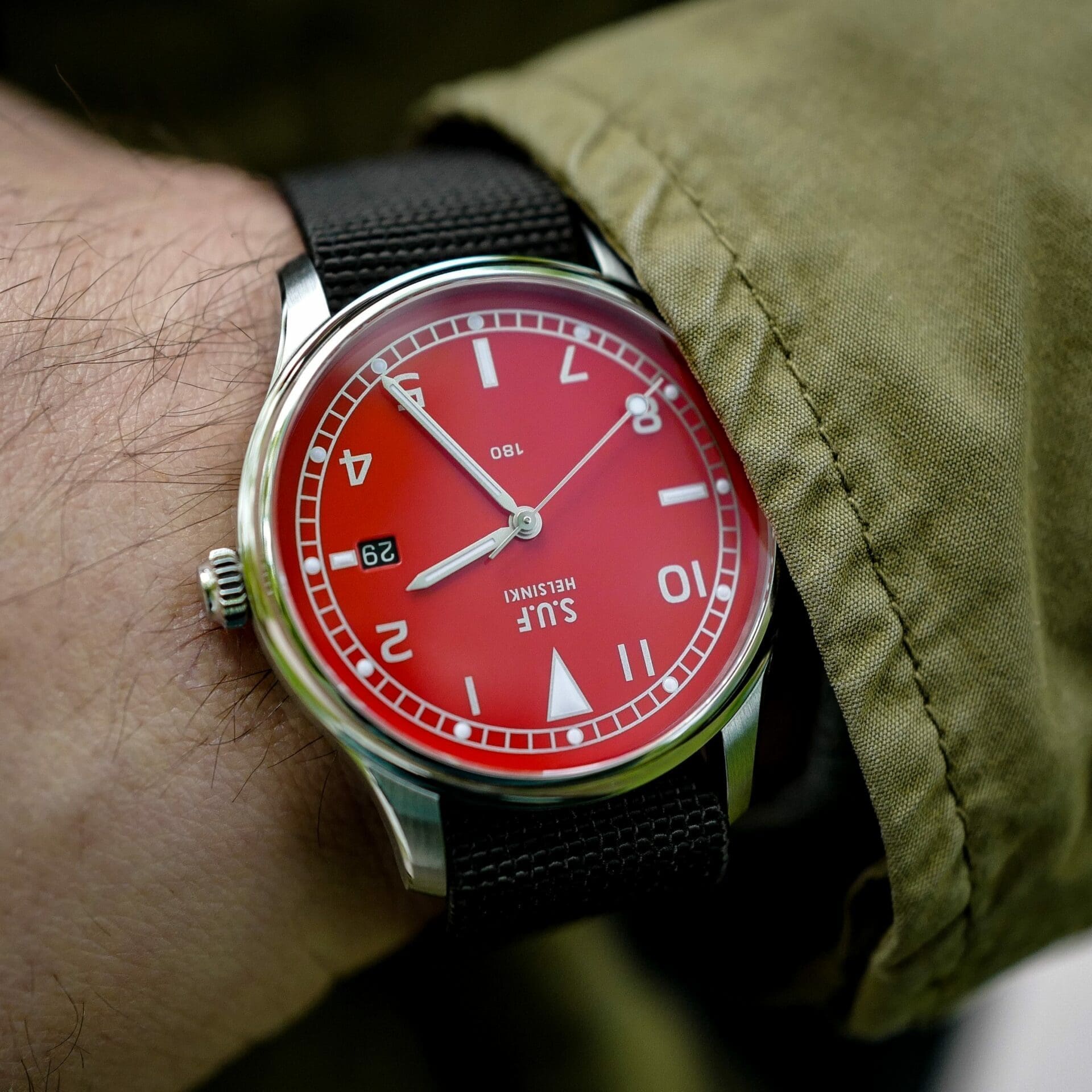 The tastiest red dials of 2021 from cherry delight to a bracing Negroni...  - Time and Tide Watches