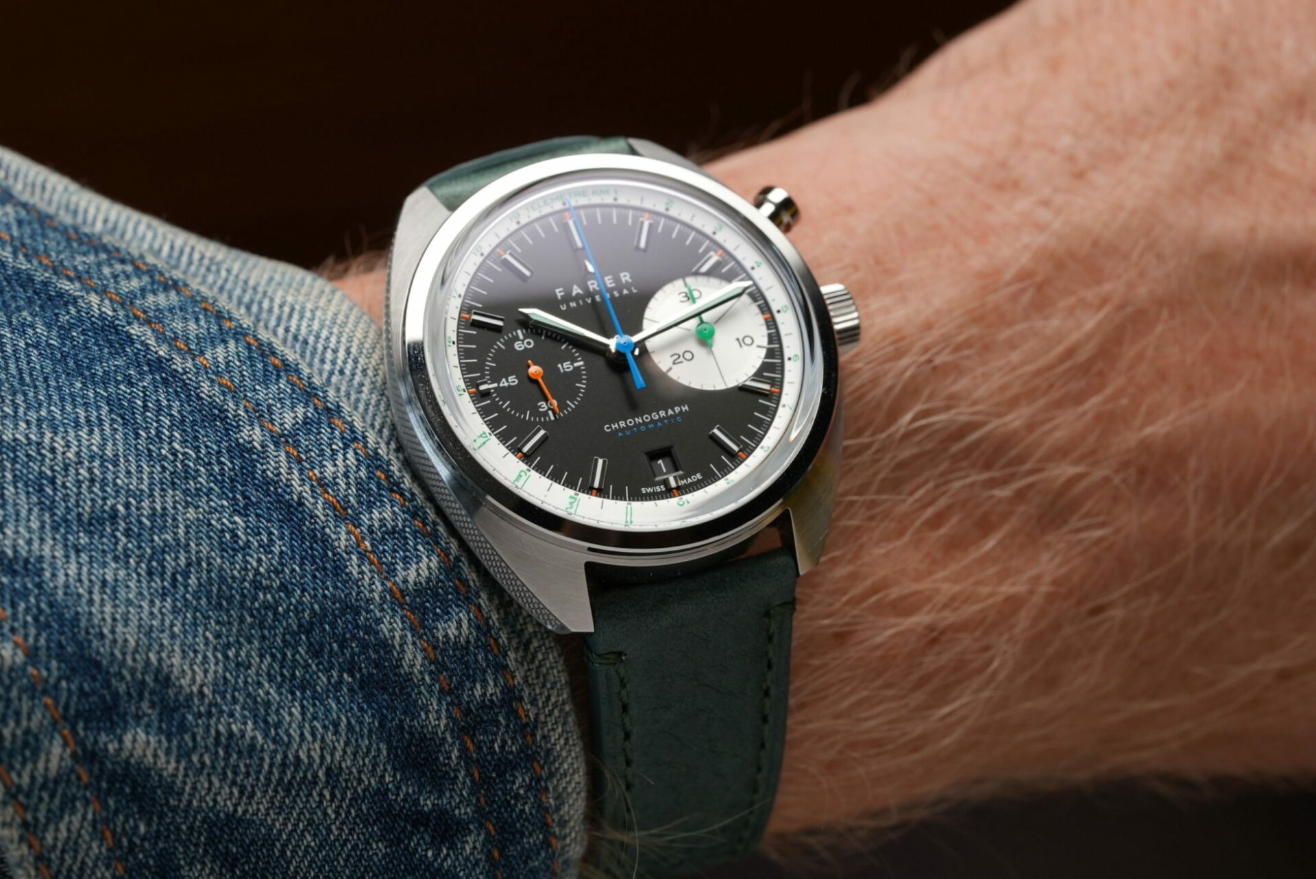 HANDS ON – The Farer Segrave Monopusher Chronograph delivers a big eye with a colourful twist