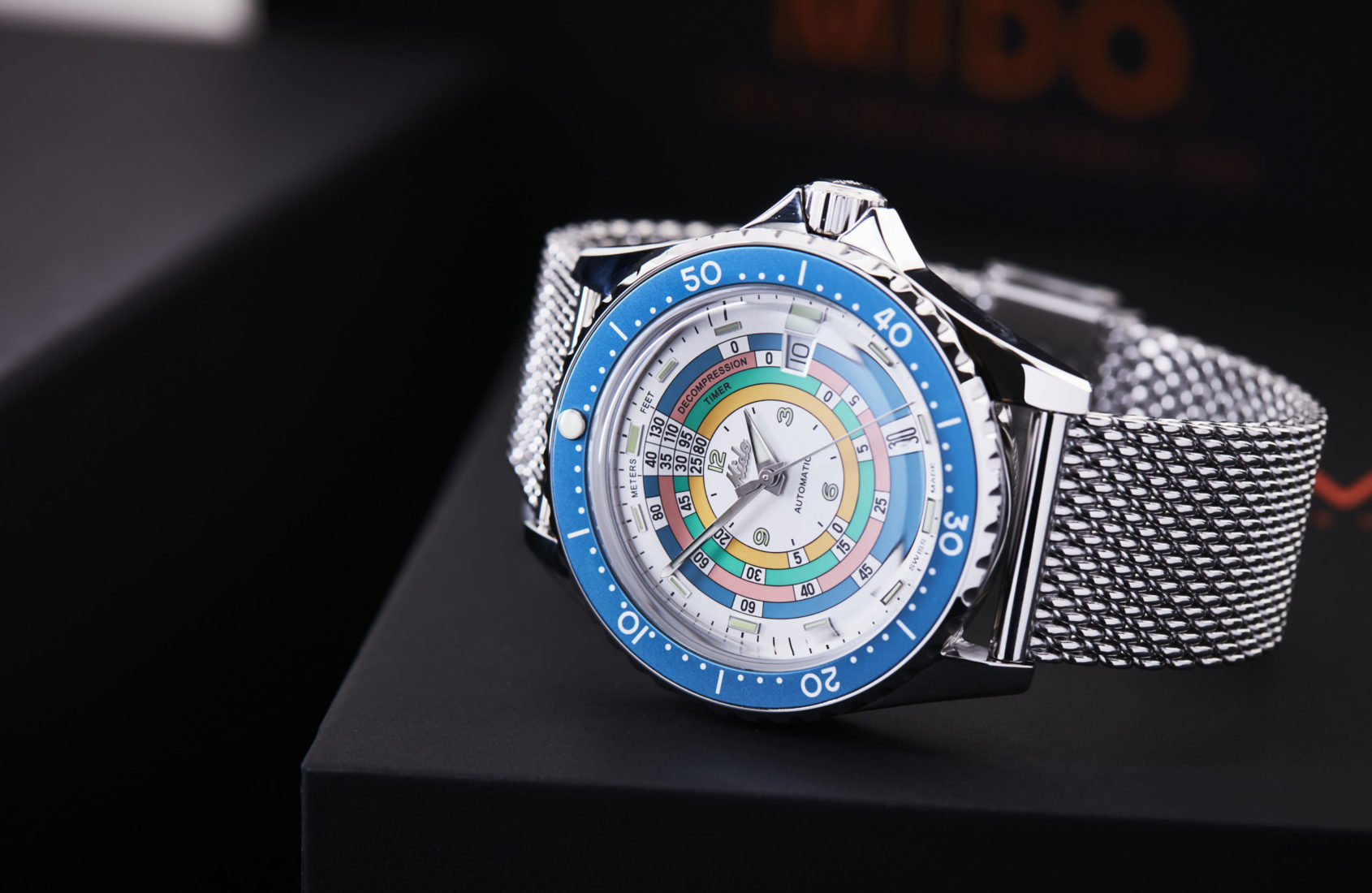 VIDEO: The Mido Decompression Timer 1961 Limited Edition with a fresh silver dial and turquoise bezel