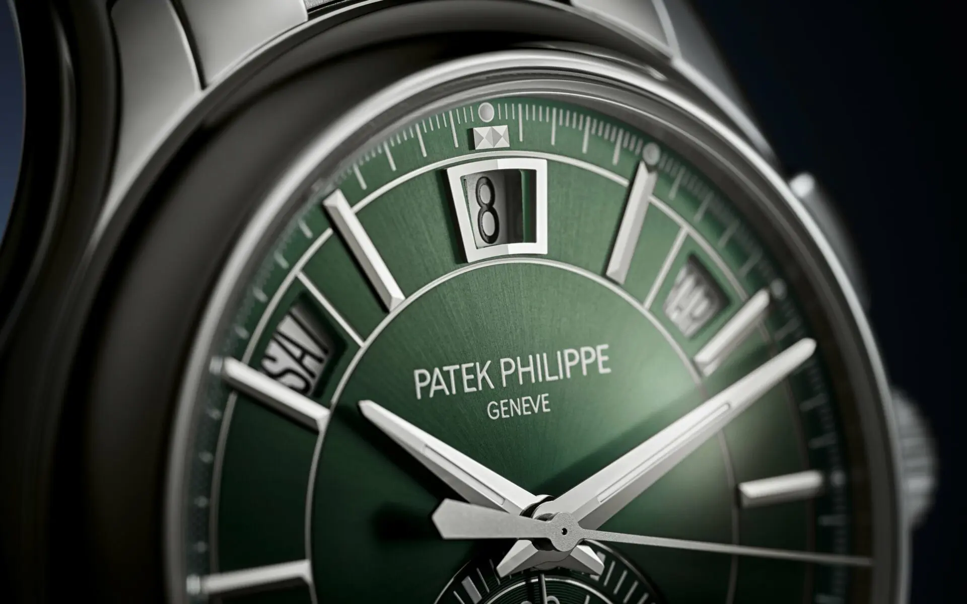 Review: Patek Philippe Ref. 6119 - a new reference for the entry