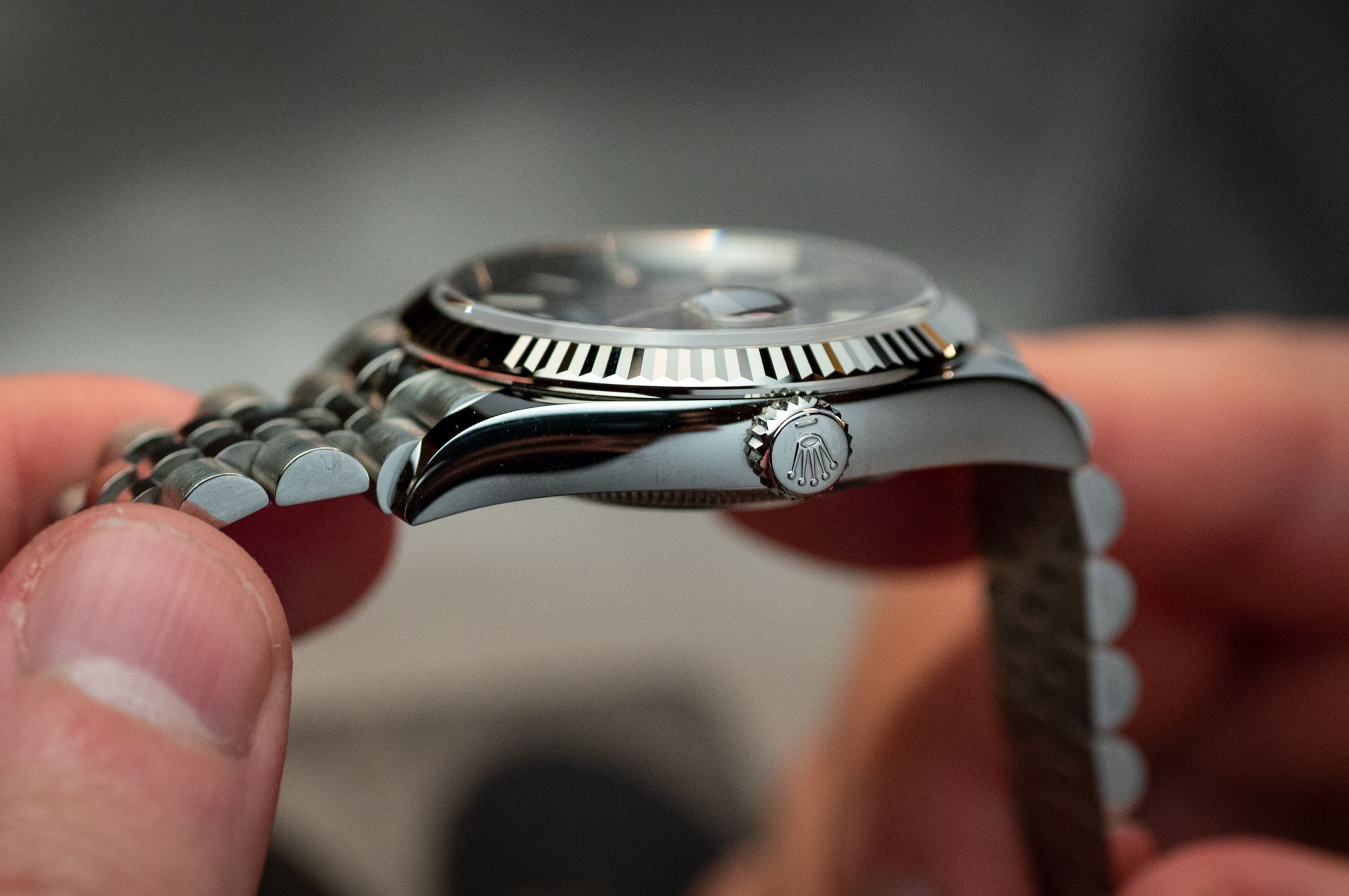 Rolex Oyster Perpetual Datejust 36 sideview of 36mm twinlock watch crown.