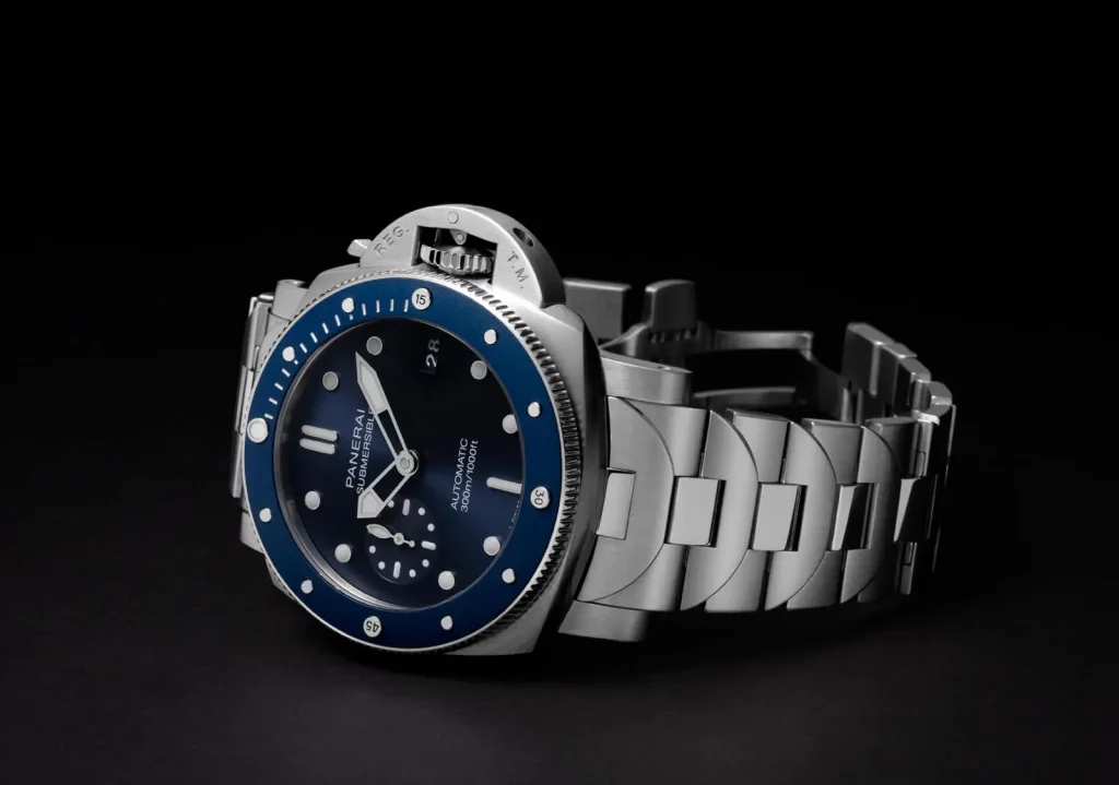 HANDS-ON: The Panerai Submersible Blu Notte boasts a bracelet to remember
