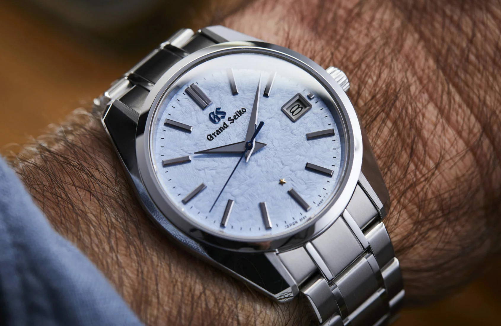 The Grand Seiko SBGP017 raises a refined middle finger to movement snobs