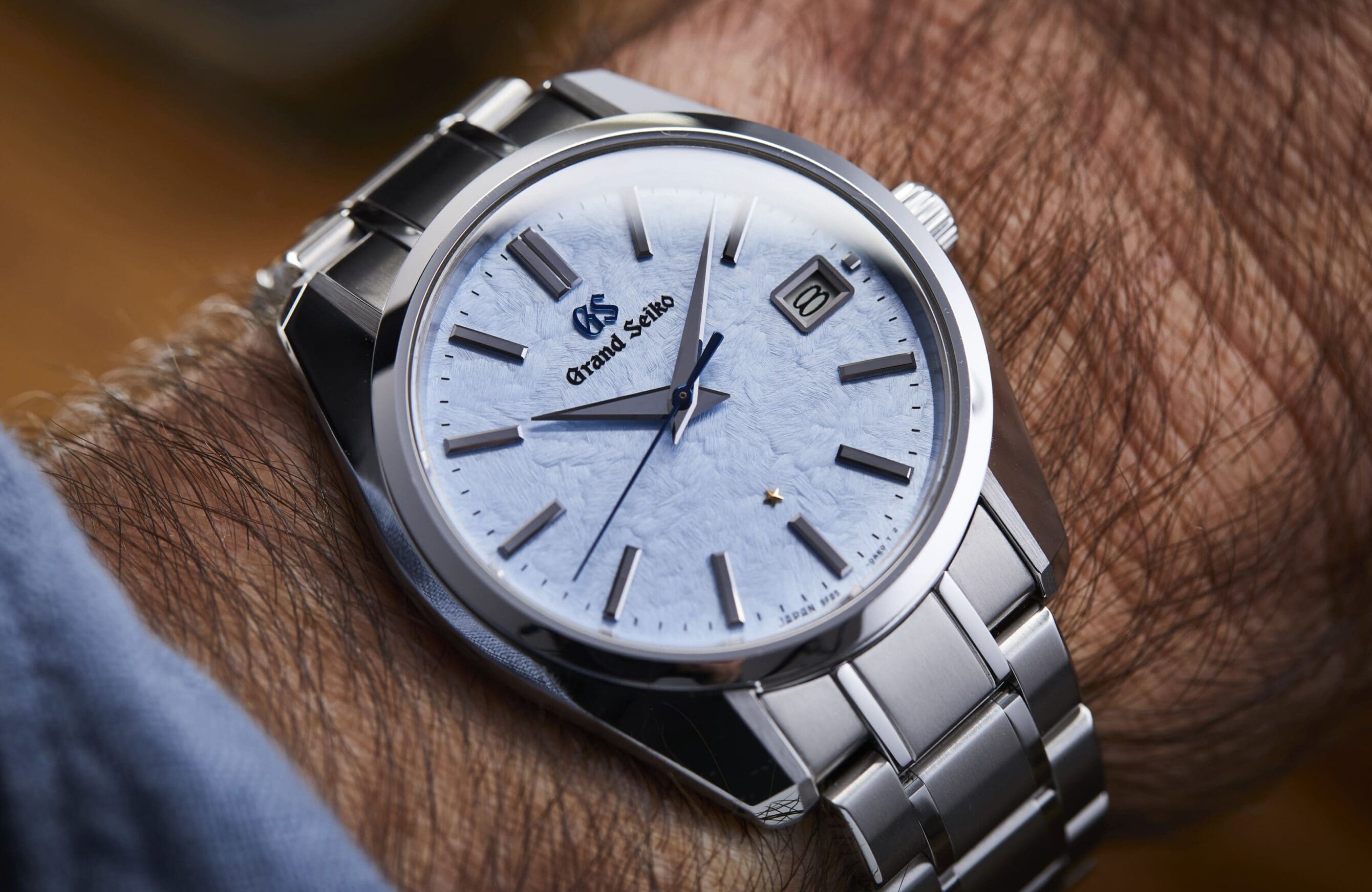 grand seiko sbgp017 wrist