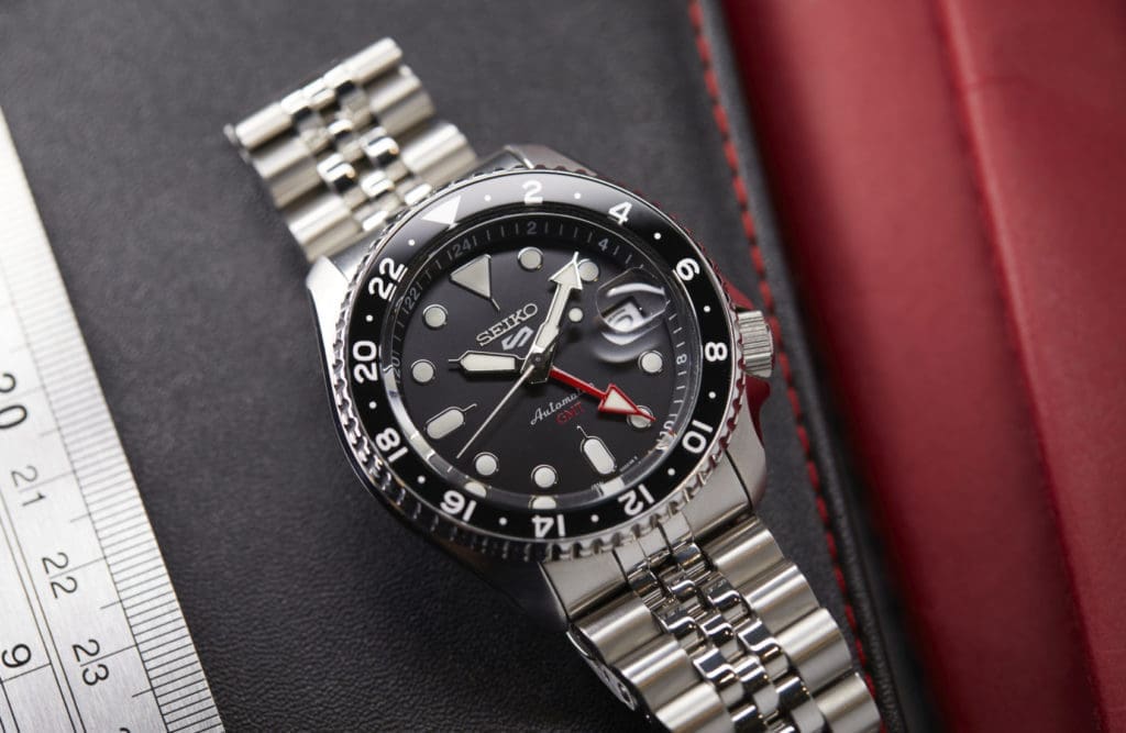 HANDS-ON: The Seiko 5 SKX Sports Style GMT