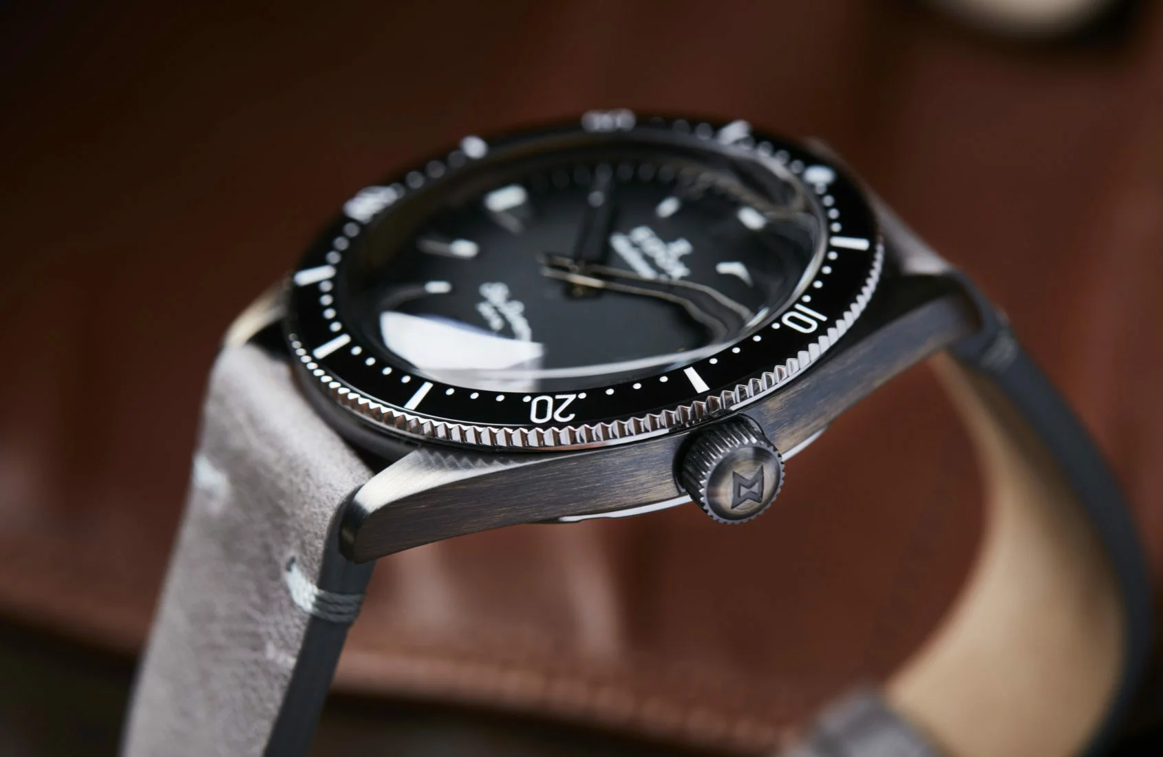 EDOX SkyDiver 70sスイス製ダイバーズ　ブラック EDOX エドックス スカイダイバー 70S 53017-3NM-NI クォーツ SS