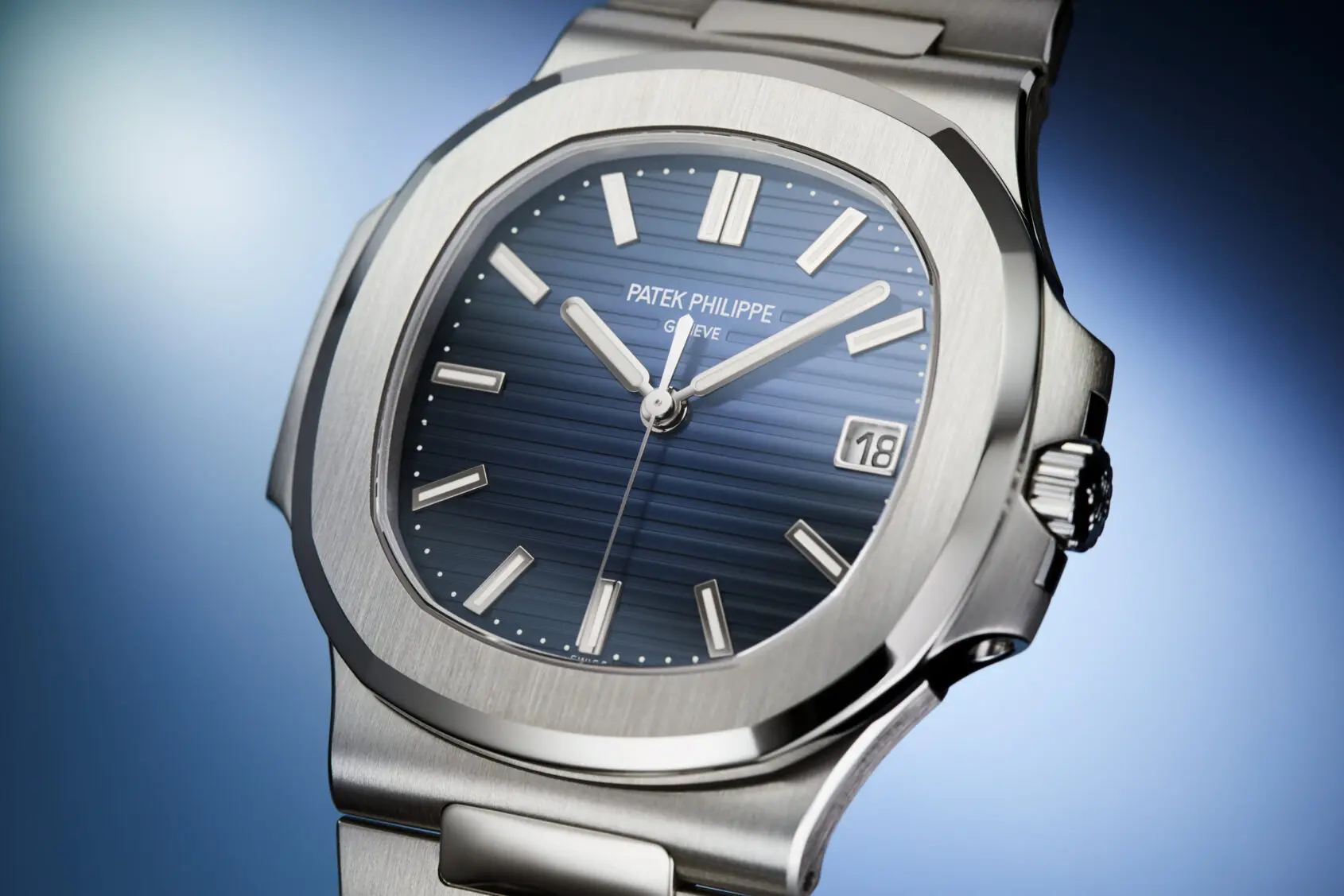 REVIEW OF THE PATEK PHILIPPE NAUTILUS 5711 GREEN - HANDS ON THE 5711/1A-014  & THOUGHTS ON THE FUTURE 