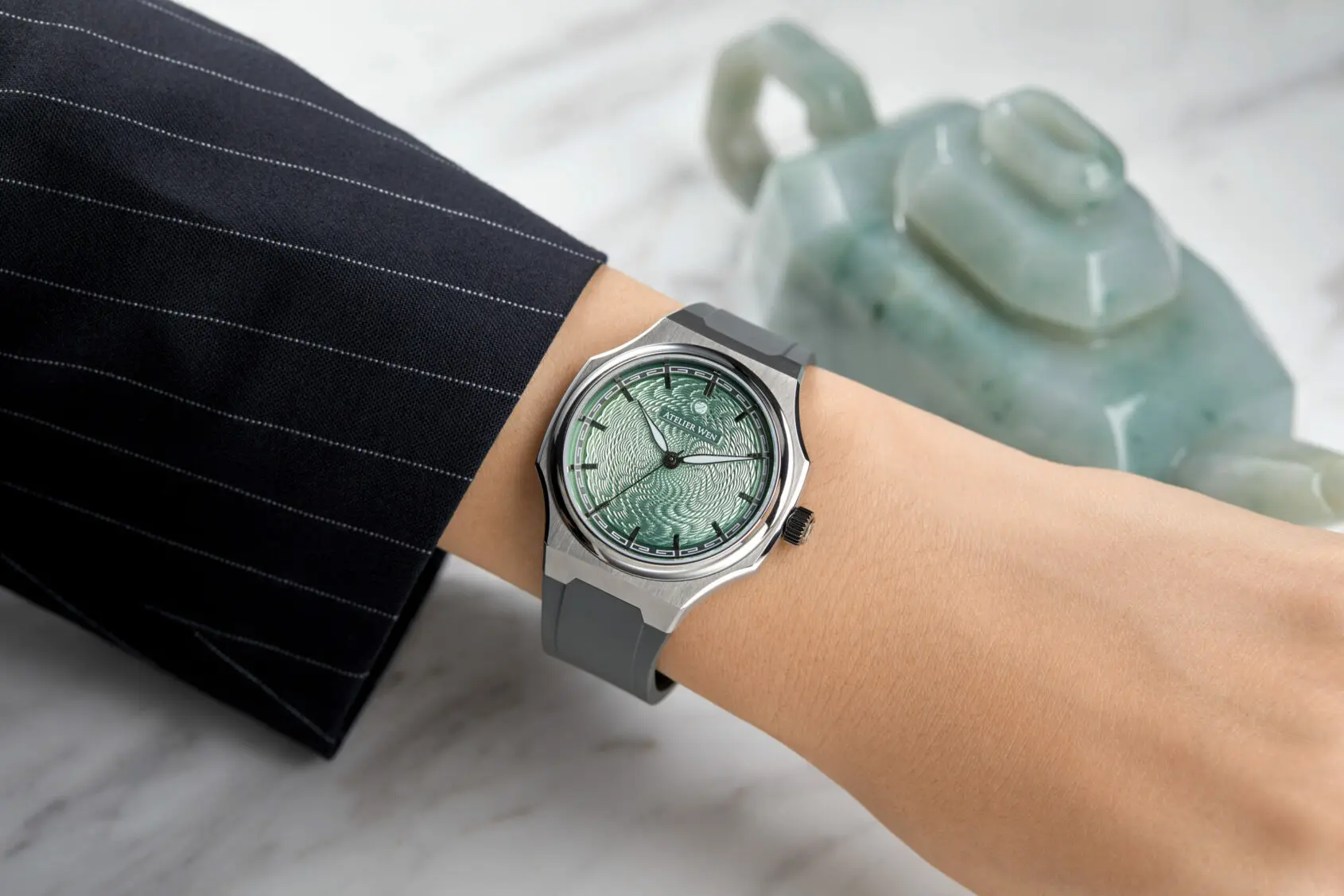 Does the Atelier Wen Perception Wristcheck 传承 offer the most ...