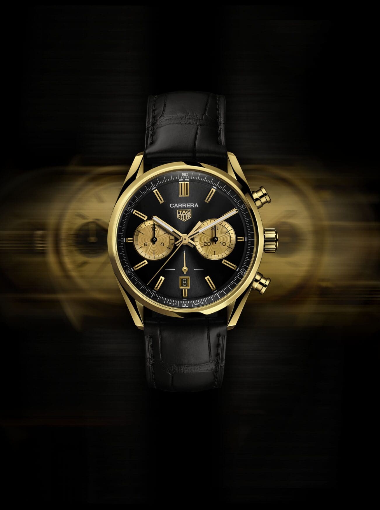 The new TAG Heuer Carrera in yellow gold is a gentleman’s racing chrono