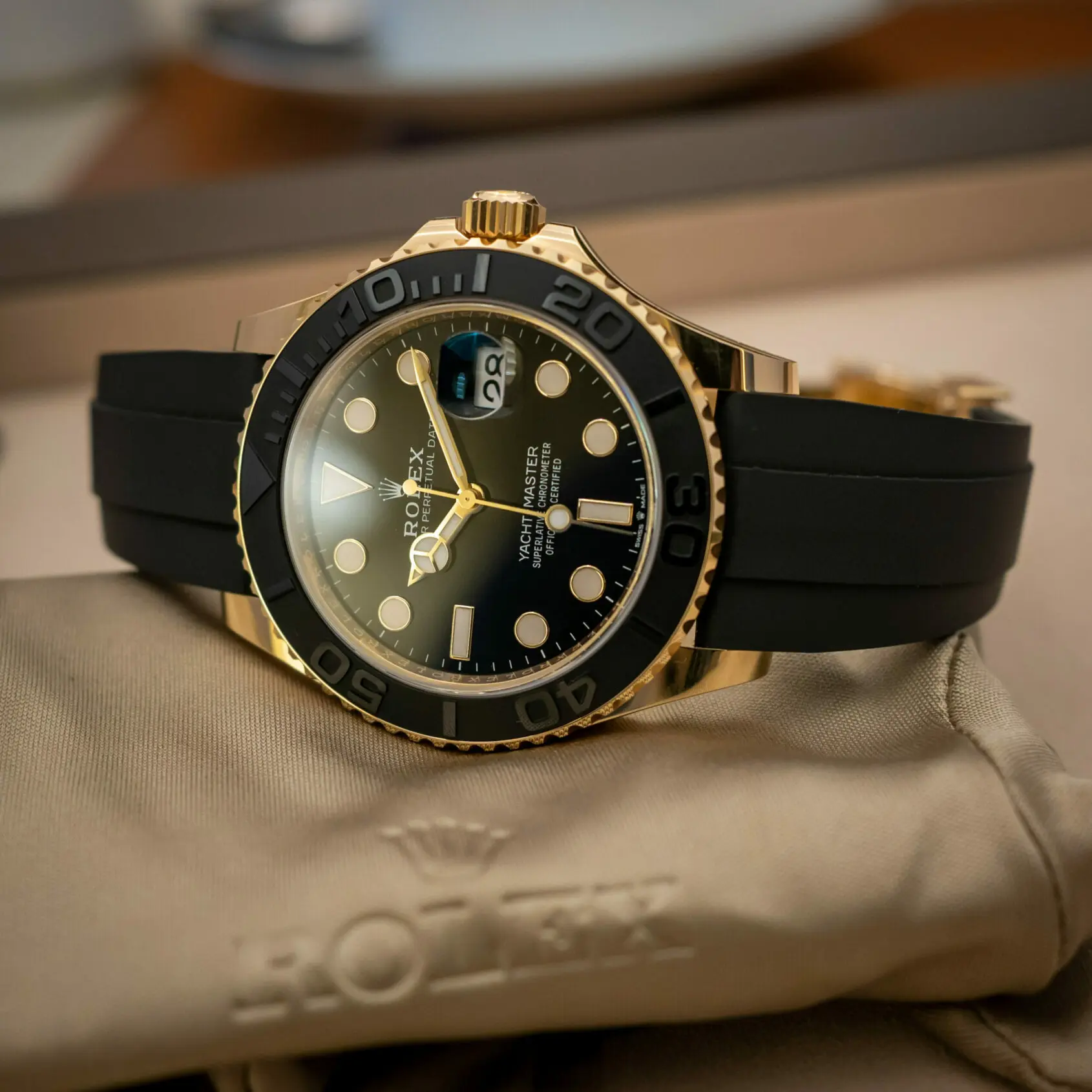 Rolex Yacht-Master 40 - Is it too small for a medium size wrist