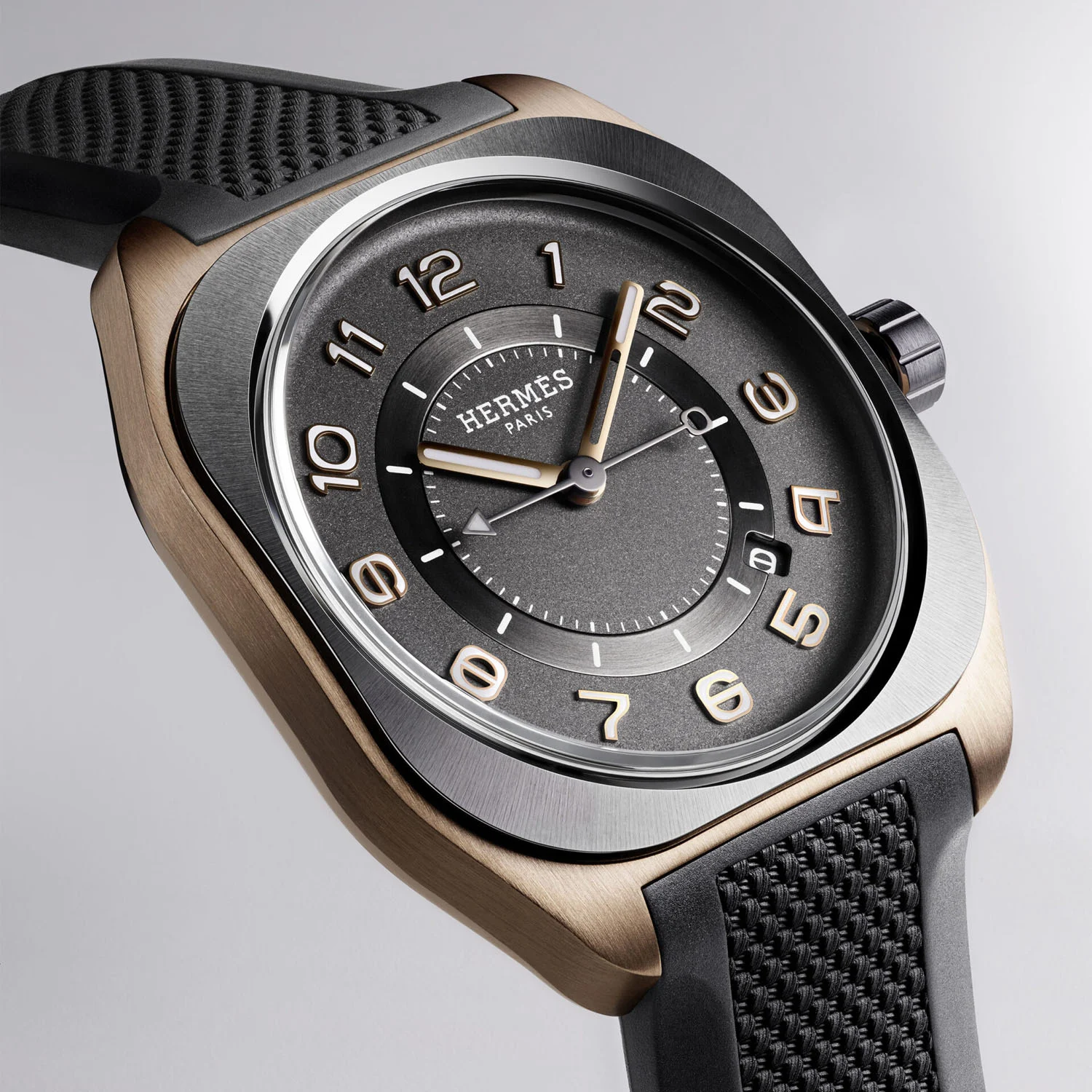 INTRODUCING: The new Hermès H08 in rose gold, titanium and ceramic offers a refreshing take on sporty chic