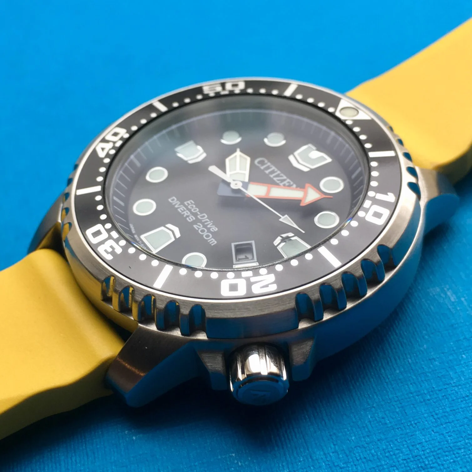 VERSUS: The Seiko Prospex Turtle takes on the Citizen Promaster Dive for  entry-level underwater supremacy - Time and Tide Watches