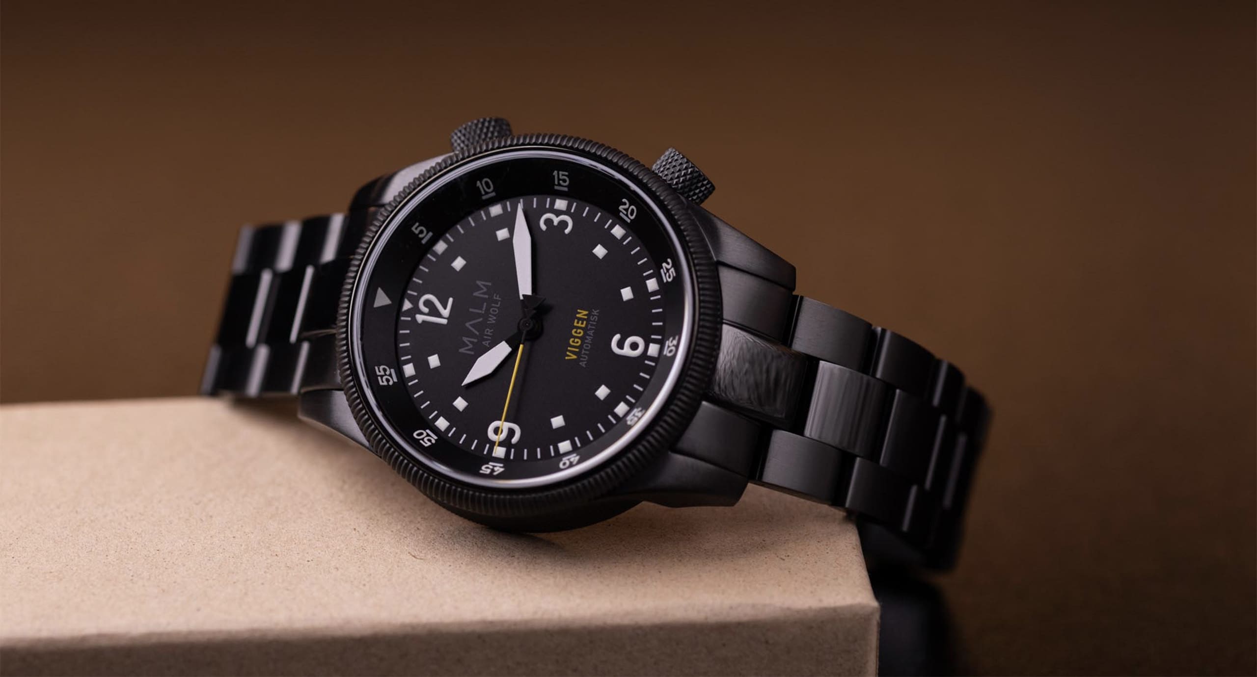 MICRO MONDAYS: The MALM Air Wolf Viggen is a modern pilot’s watch with a Swedish twist