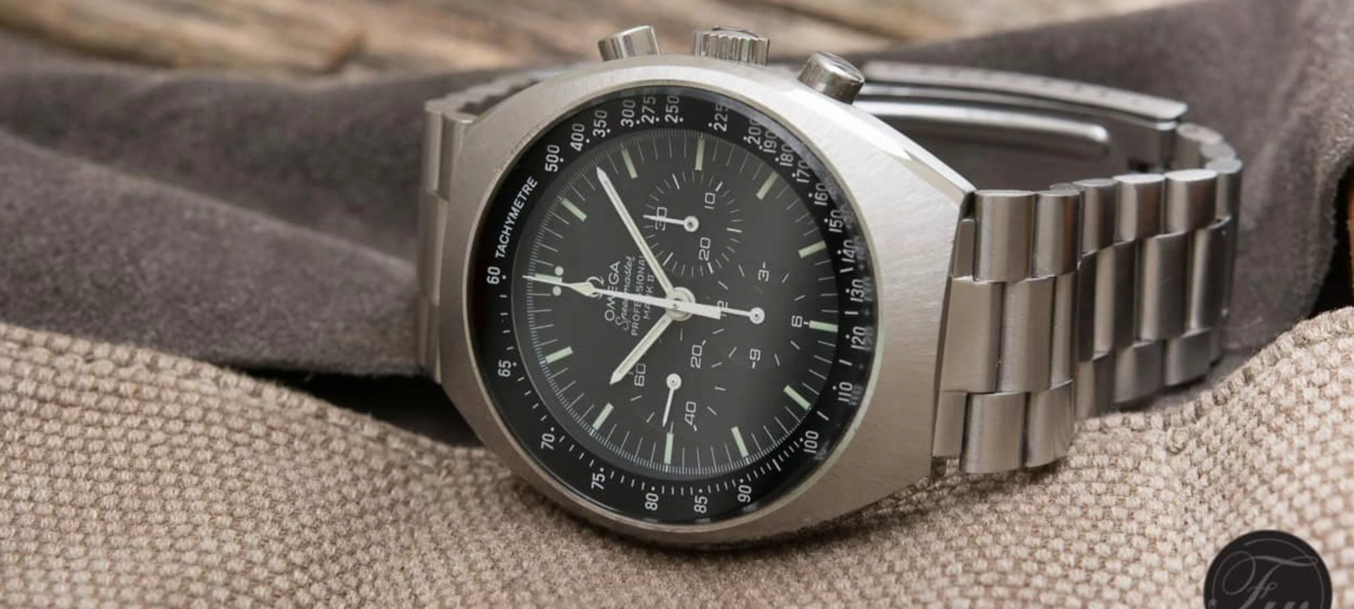 Speedmaster Moonwatch: A small wrist's mini-review