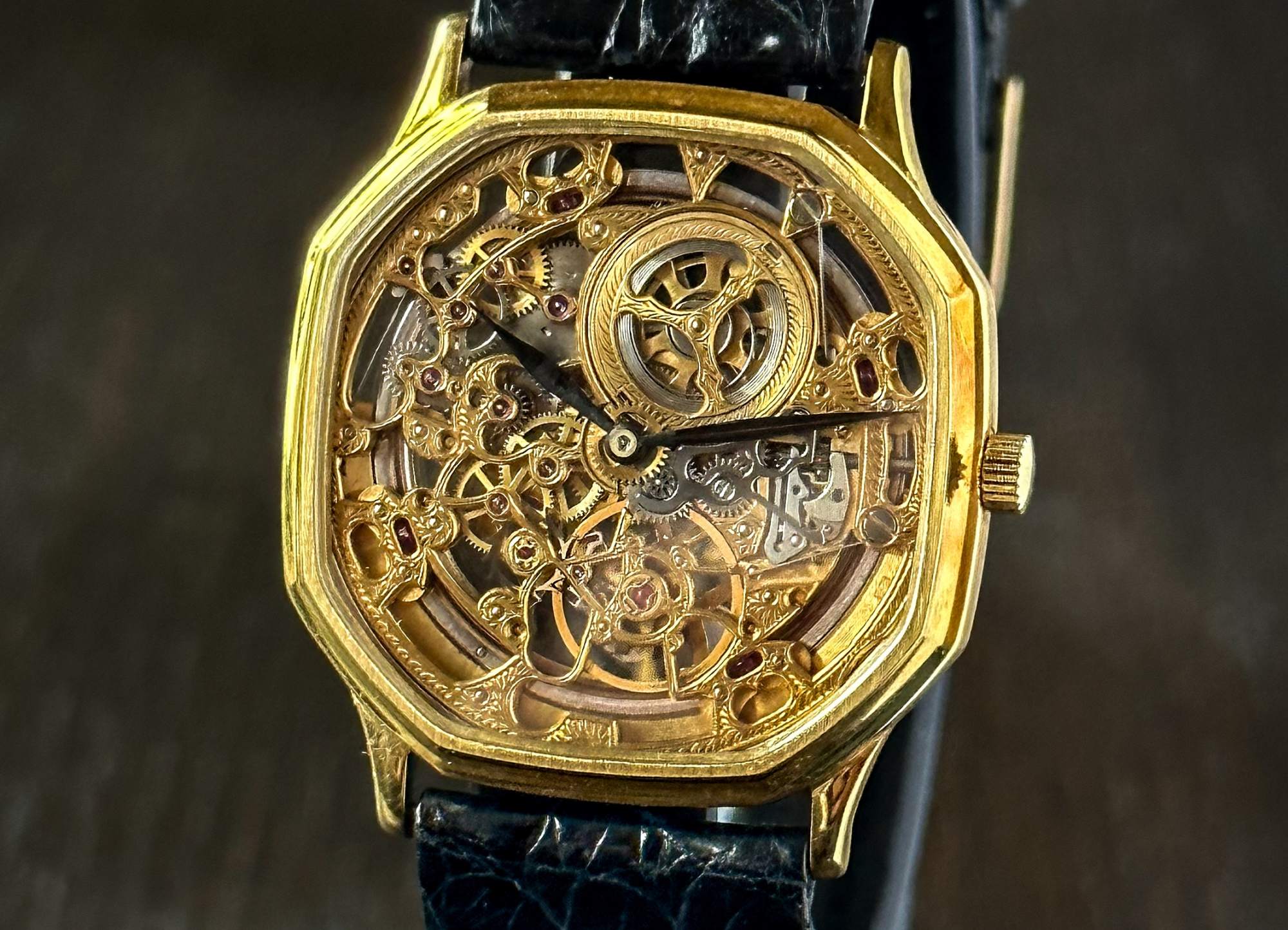 The Audemars Piguet Skeleton BA4266P002 is an intriguing vintage piece that demonstrates the brand’s history and craftmanship