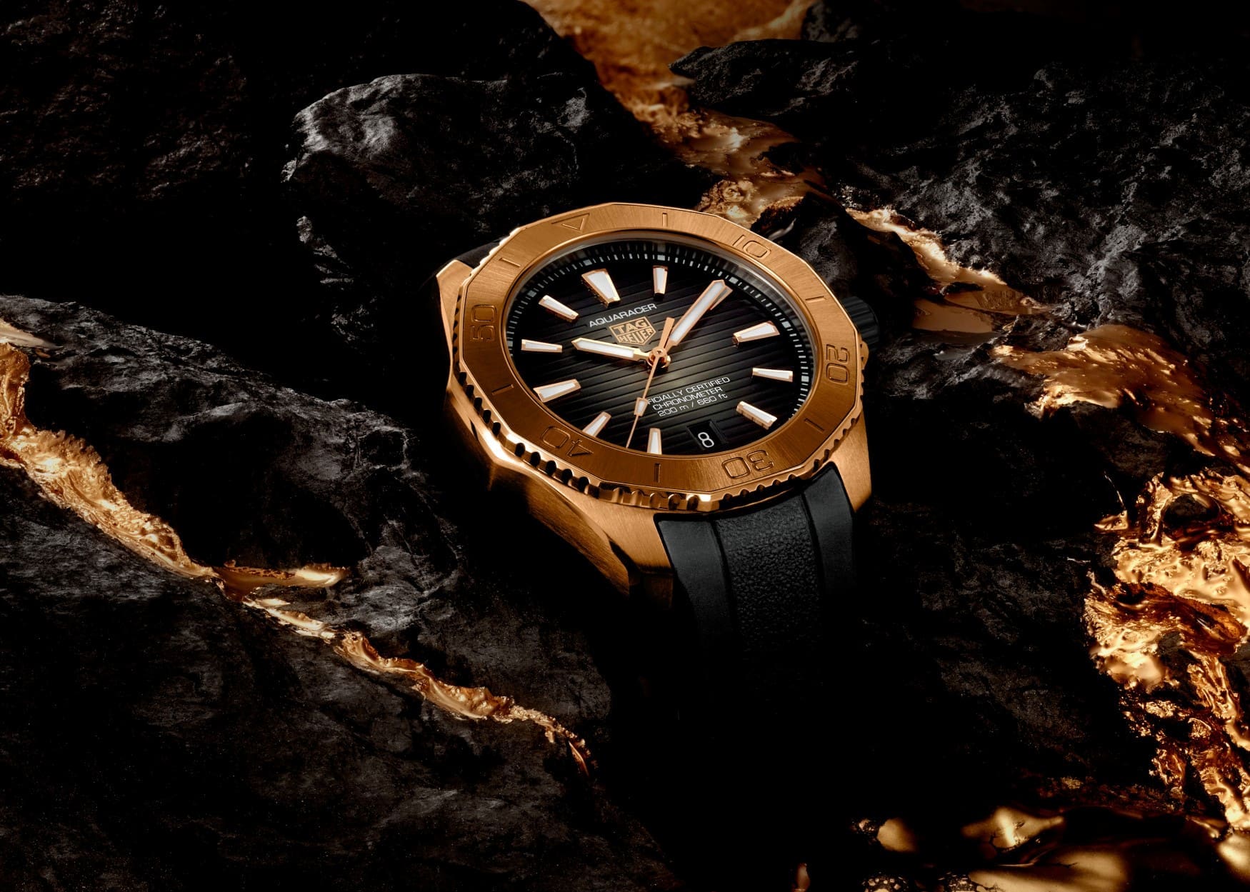 TAG Heuer Aquaracer Professional 200 Full Gold