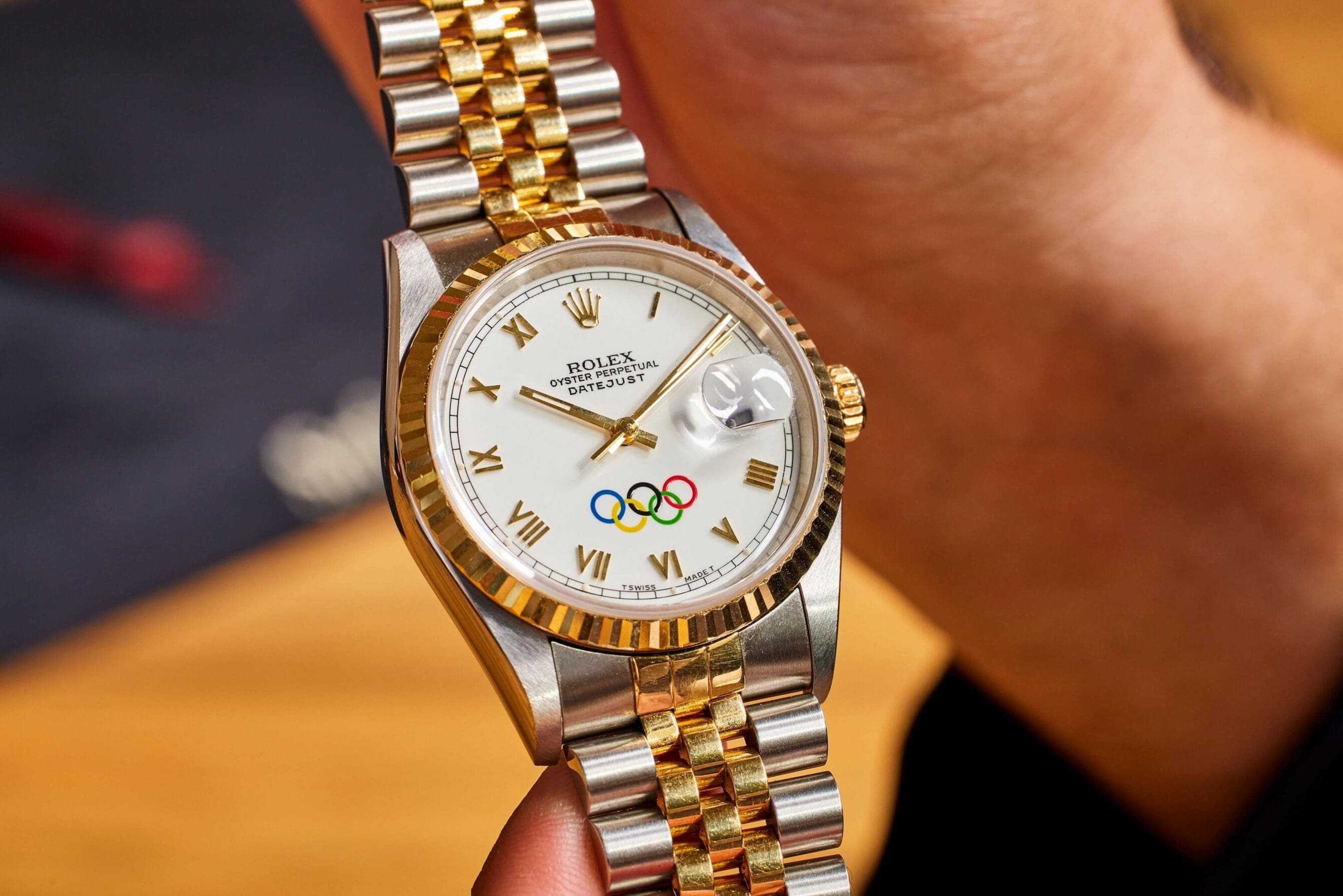 Sold at Auction: A Rolex Vintage Oyster Perpetual Datejust Gold