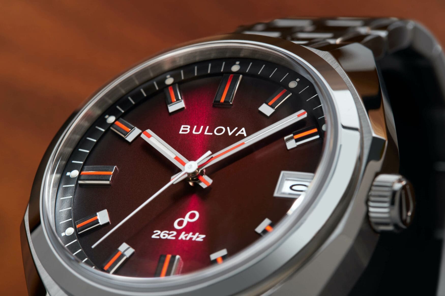 The new Bulova Jet Star delivers a 262kHz quartz movement that offers ...