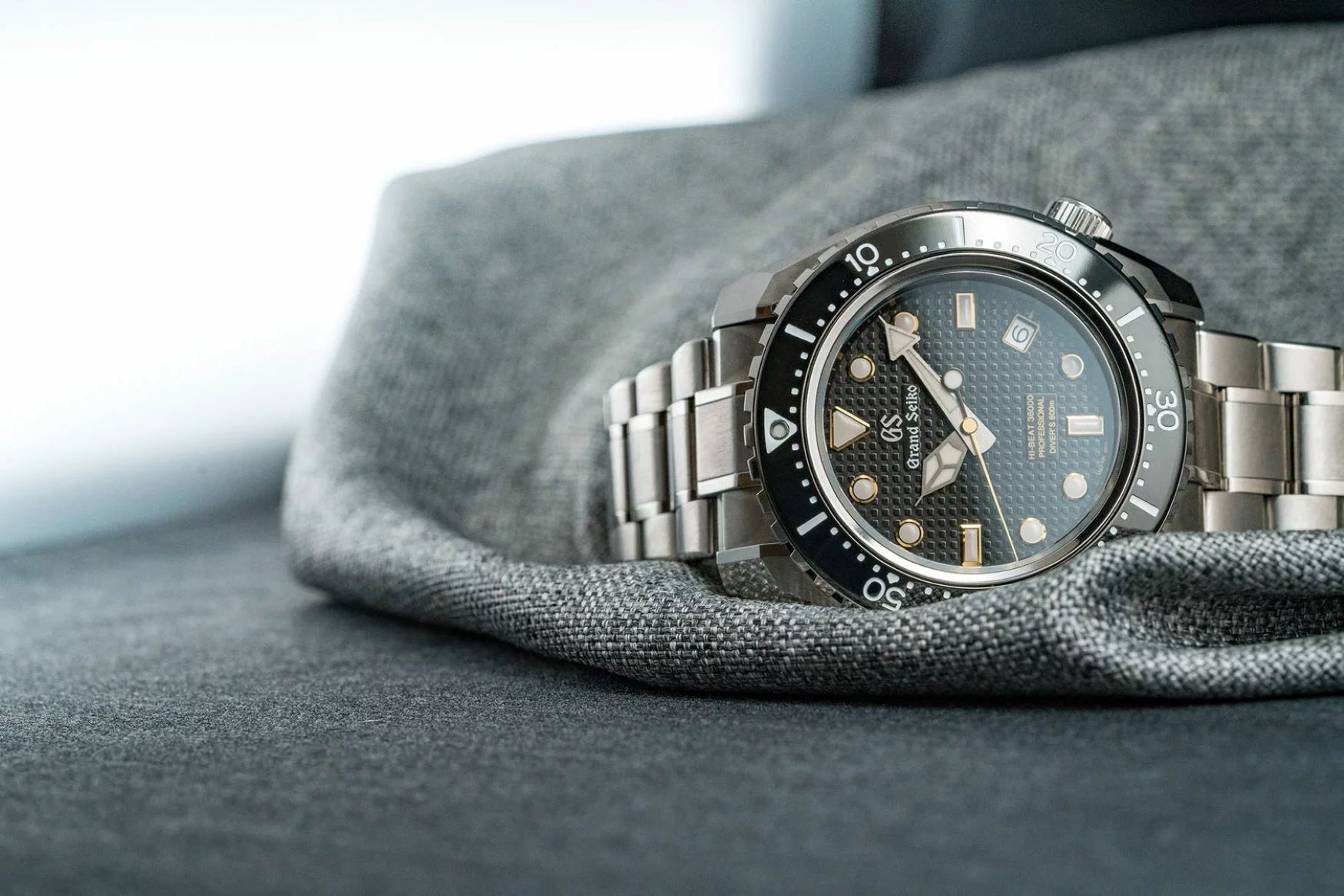 Đồng hồ Grand Seiko SBGH255