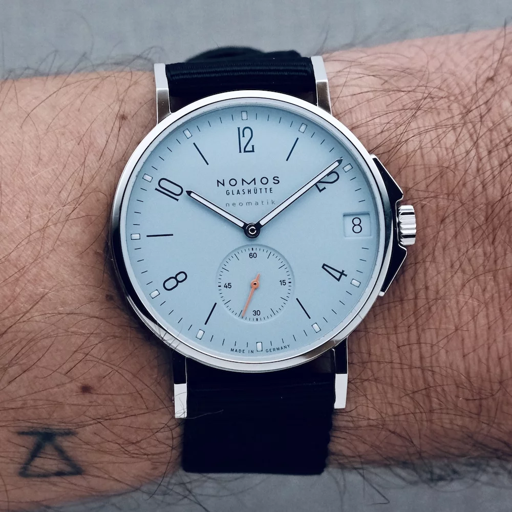 Nomos best sale quartz watches