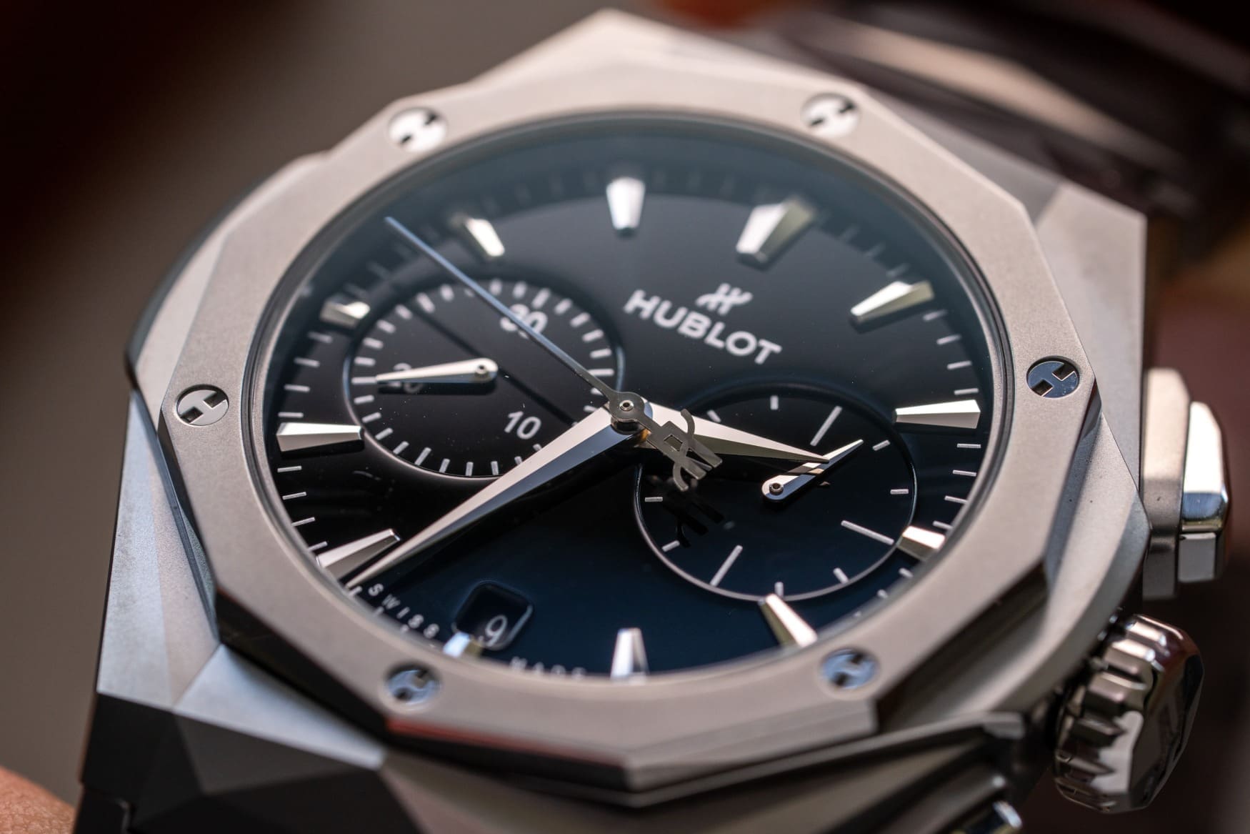 hublot classic fusion chronograph orlinski full titanium dial close up