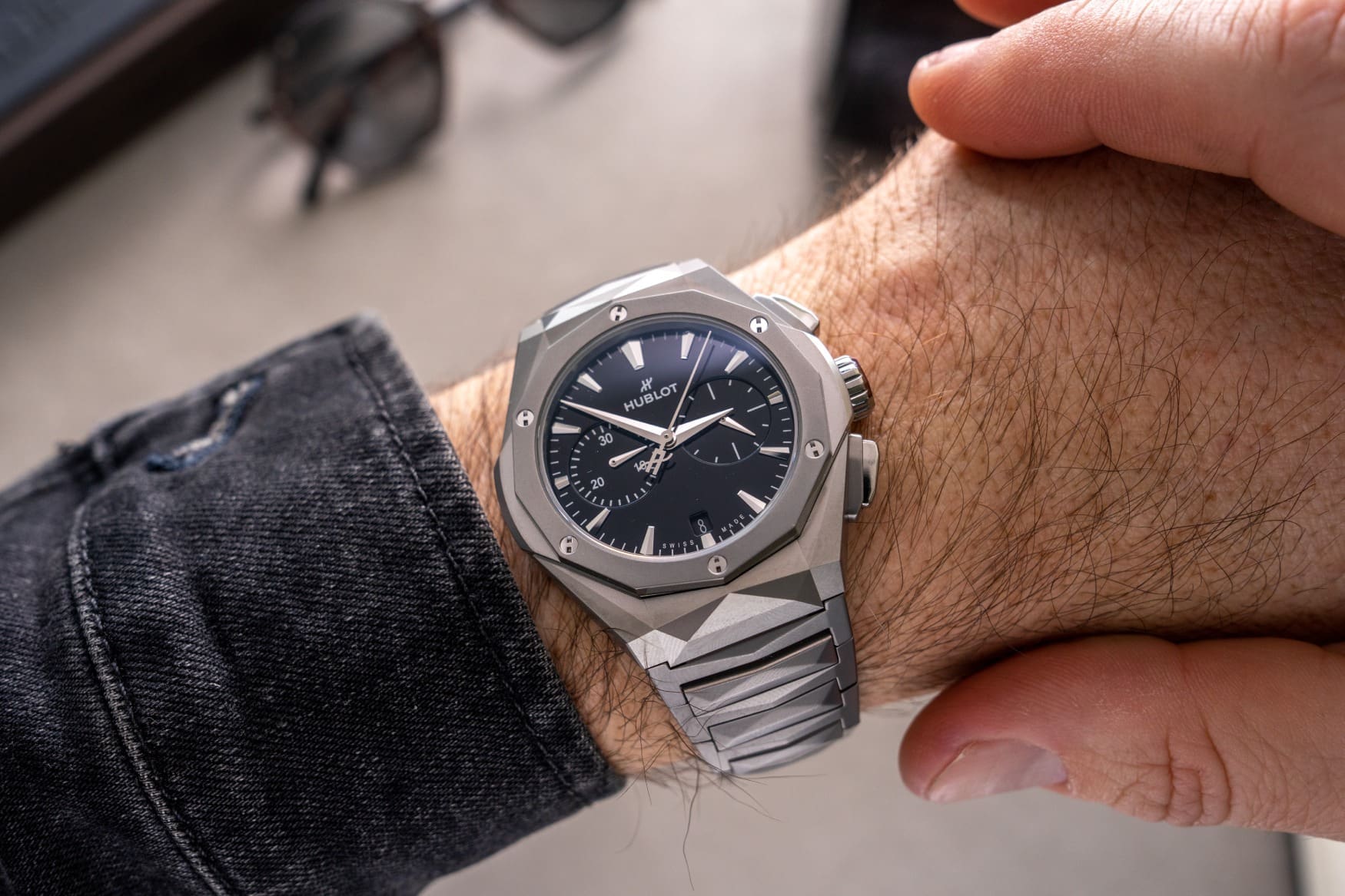 hublot classic fusion chronograph orlinski full titanium wrist 2