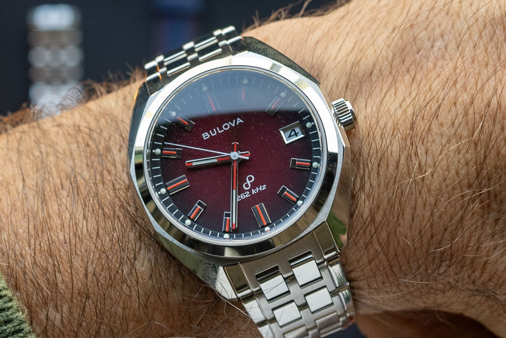 Bulova Jet Star Hands On 24