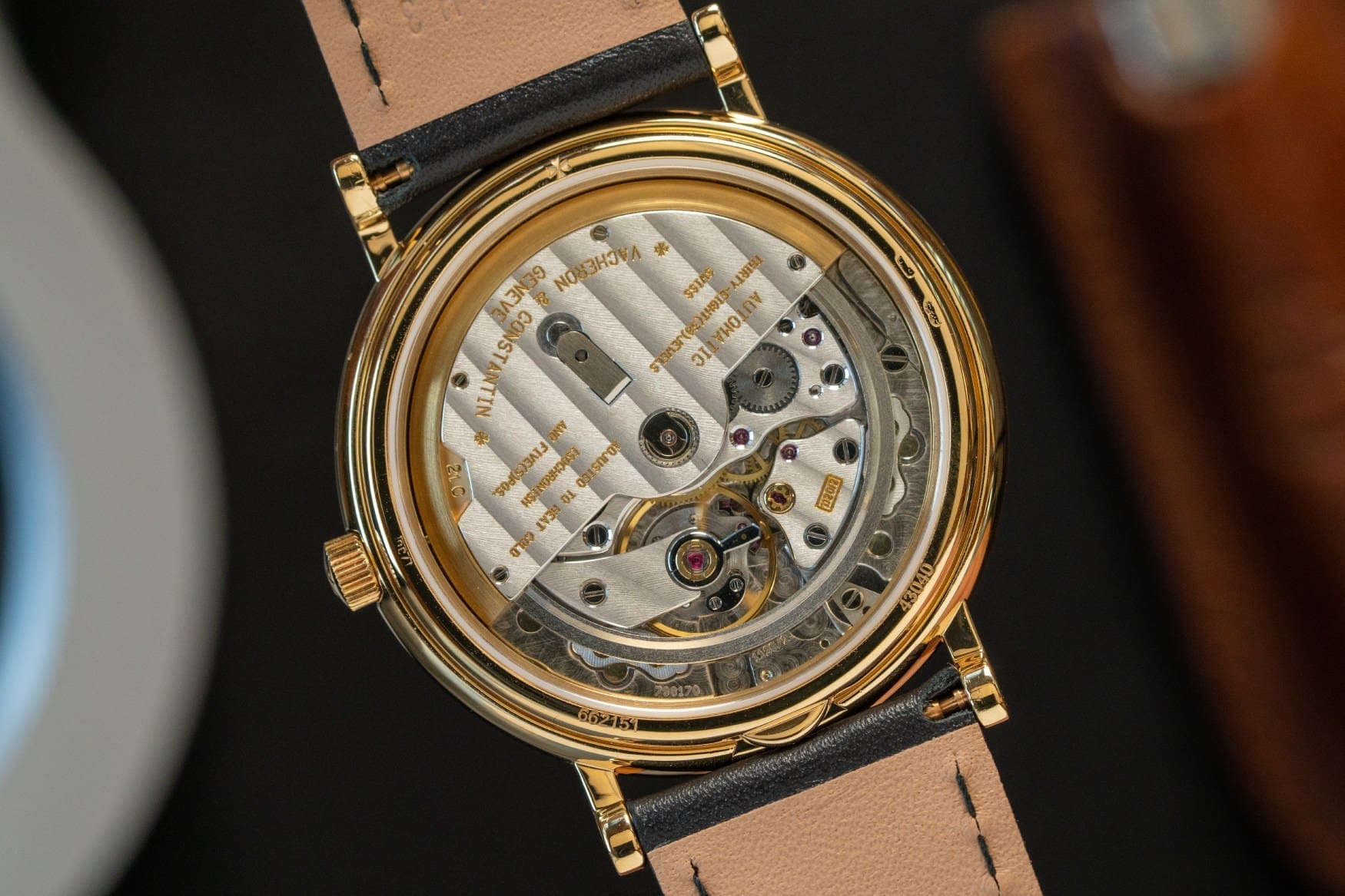 vacheron constantin les collectionneurs jumping hours mysterious minutes yellow gold ref 43040 movement caseback