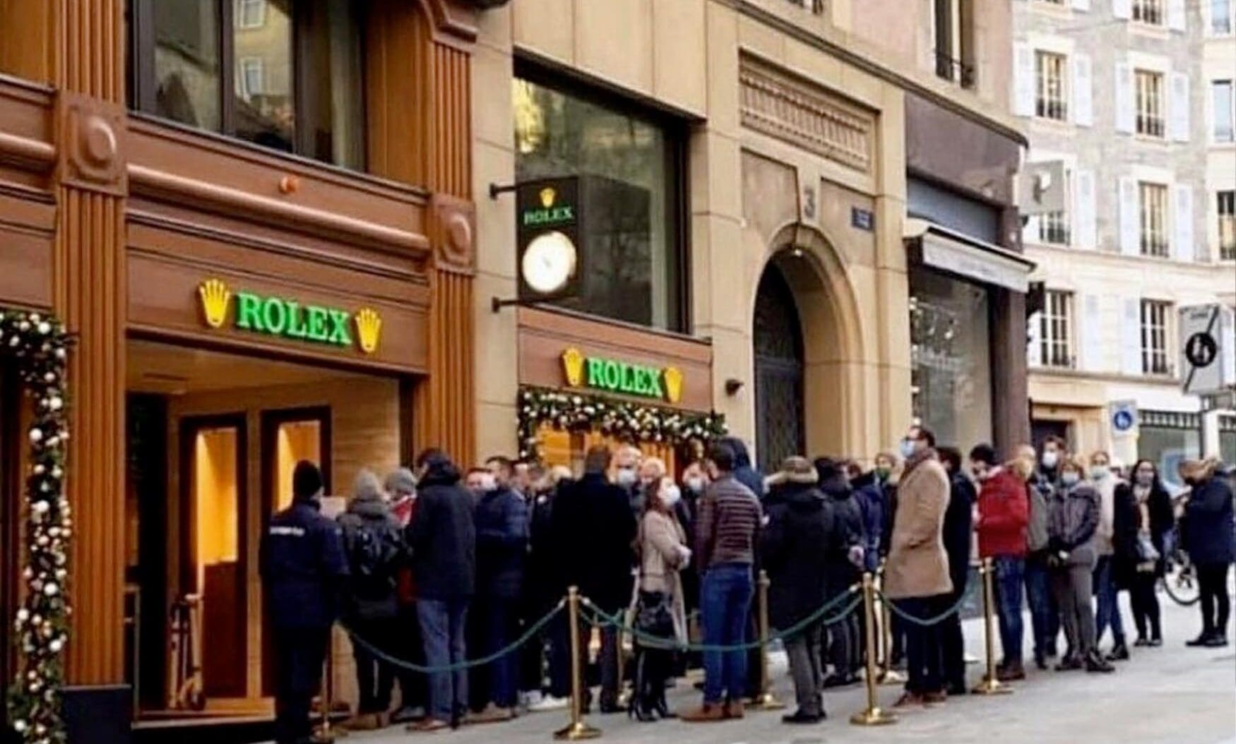 Rolex queue