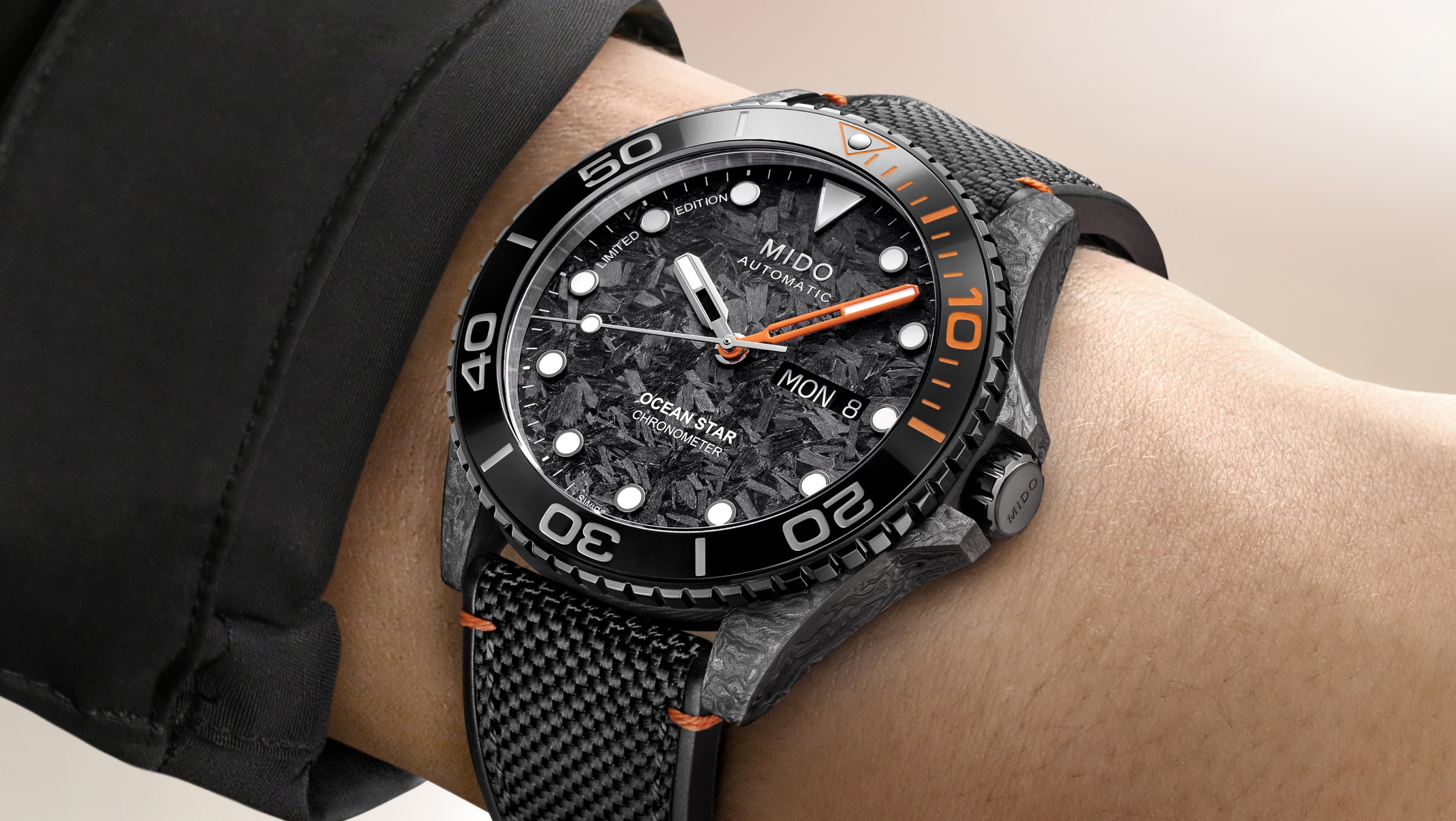 Mido Ocean Star 200C Carbon INTRODUCING