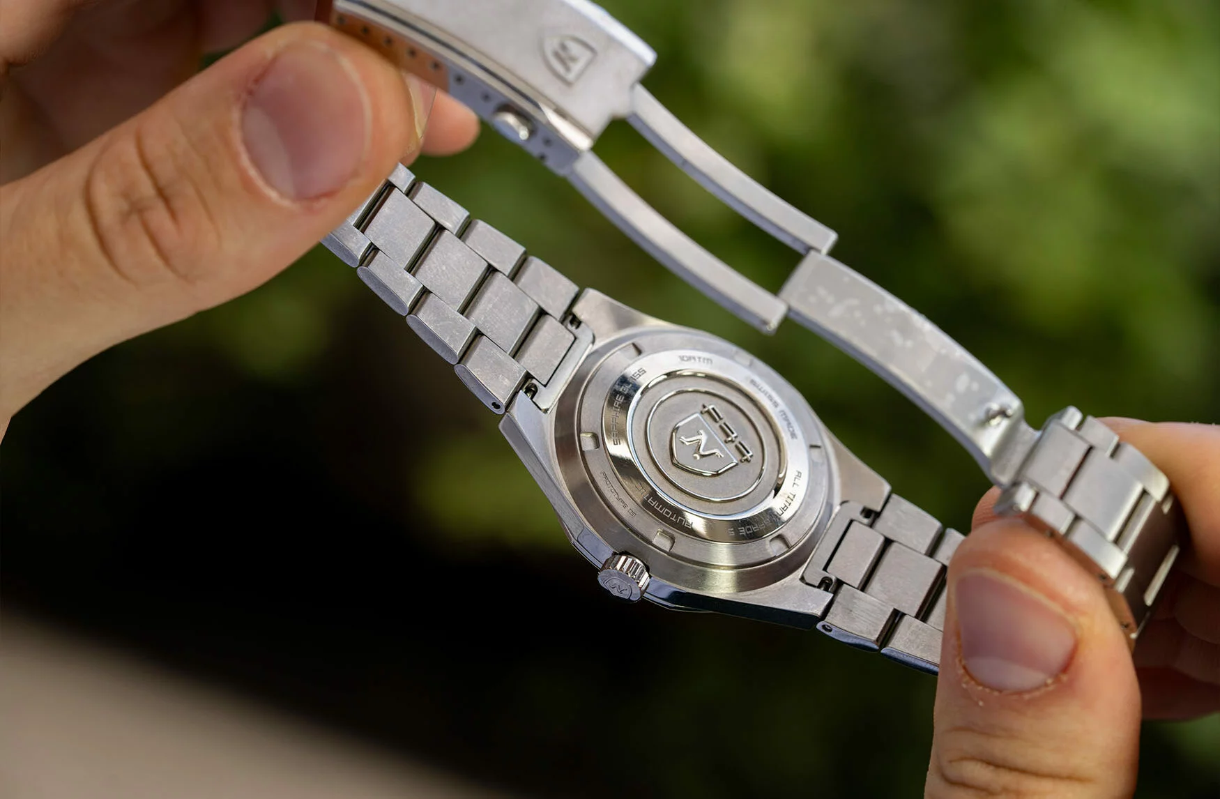 Nivada Grenchen F77 Titanium Meteorite | HANDS ON