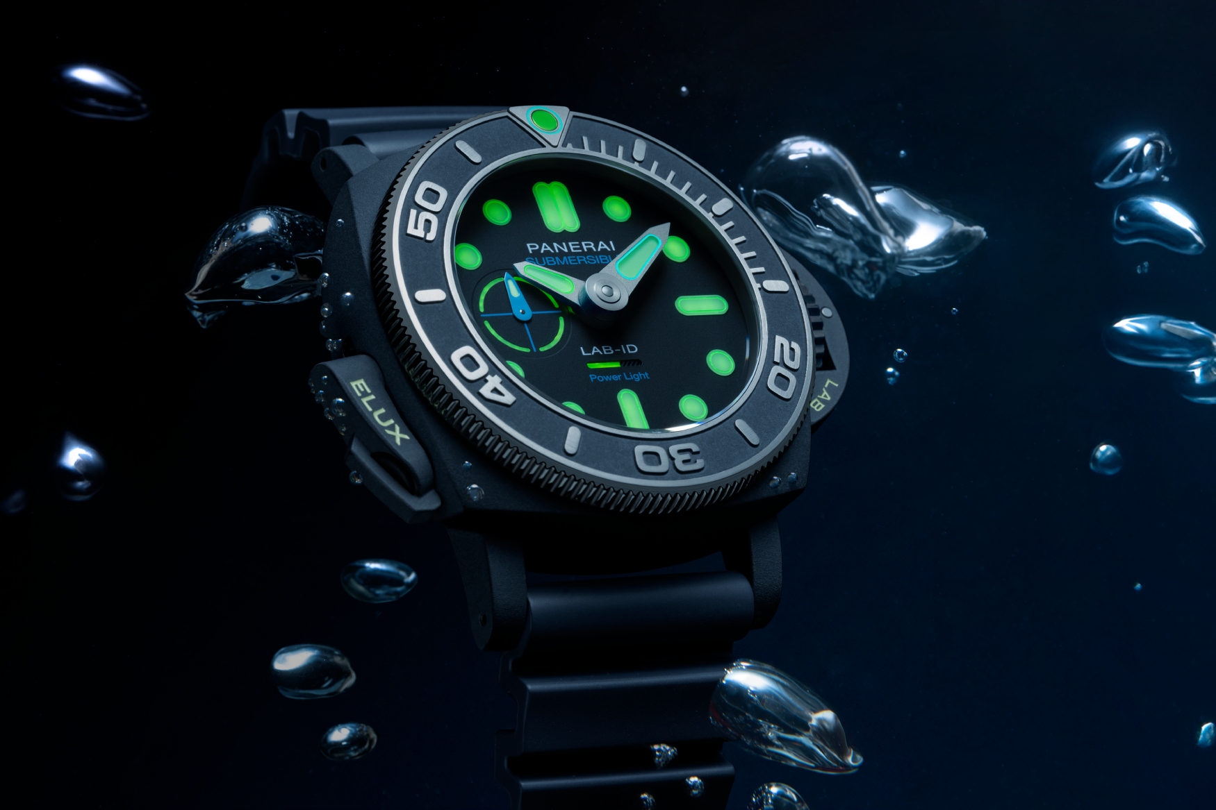 Panerai Submersible Elux LAB ID underwater