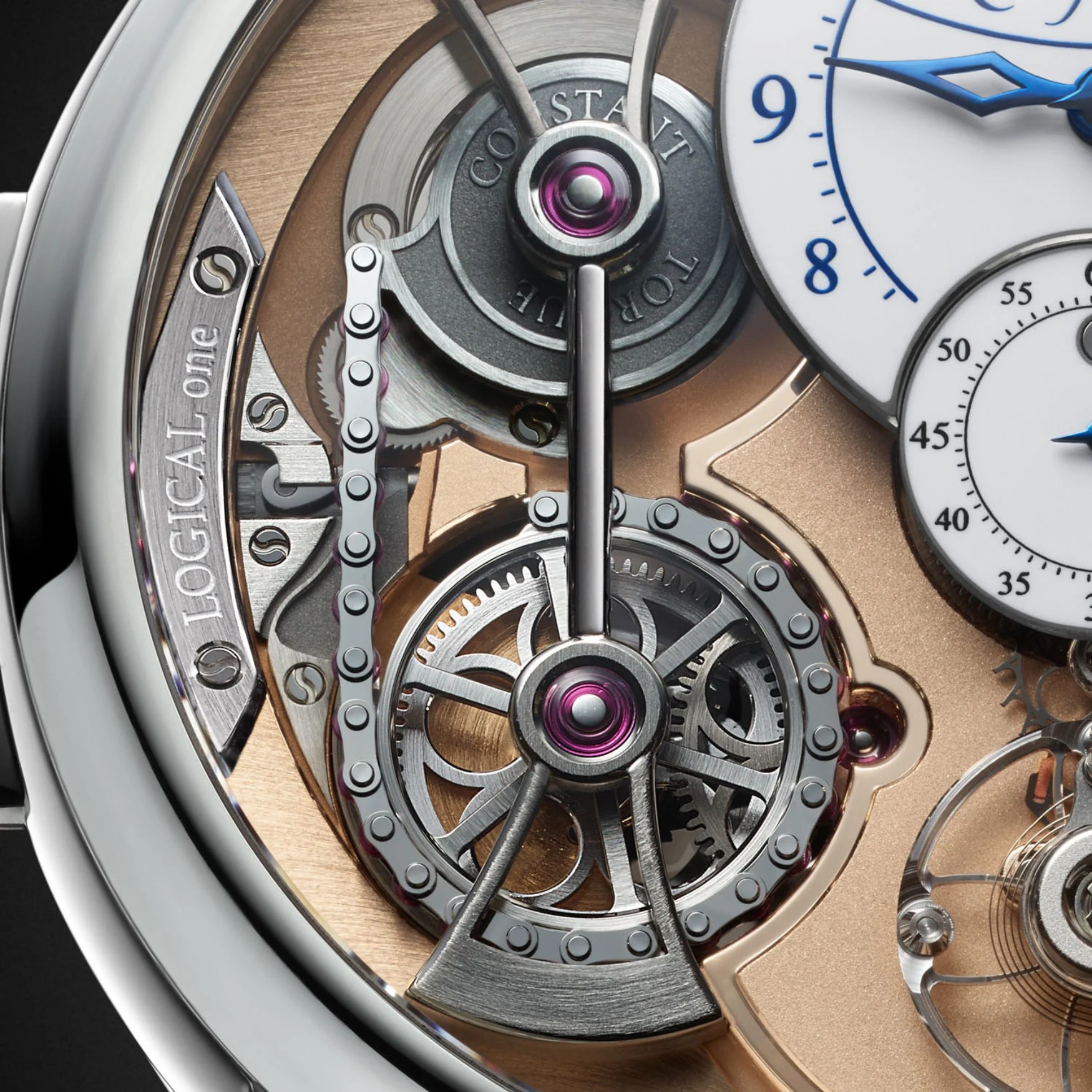 romain gauthier logical one fusee and chain close up