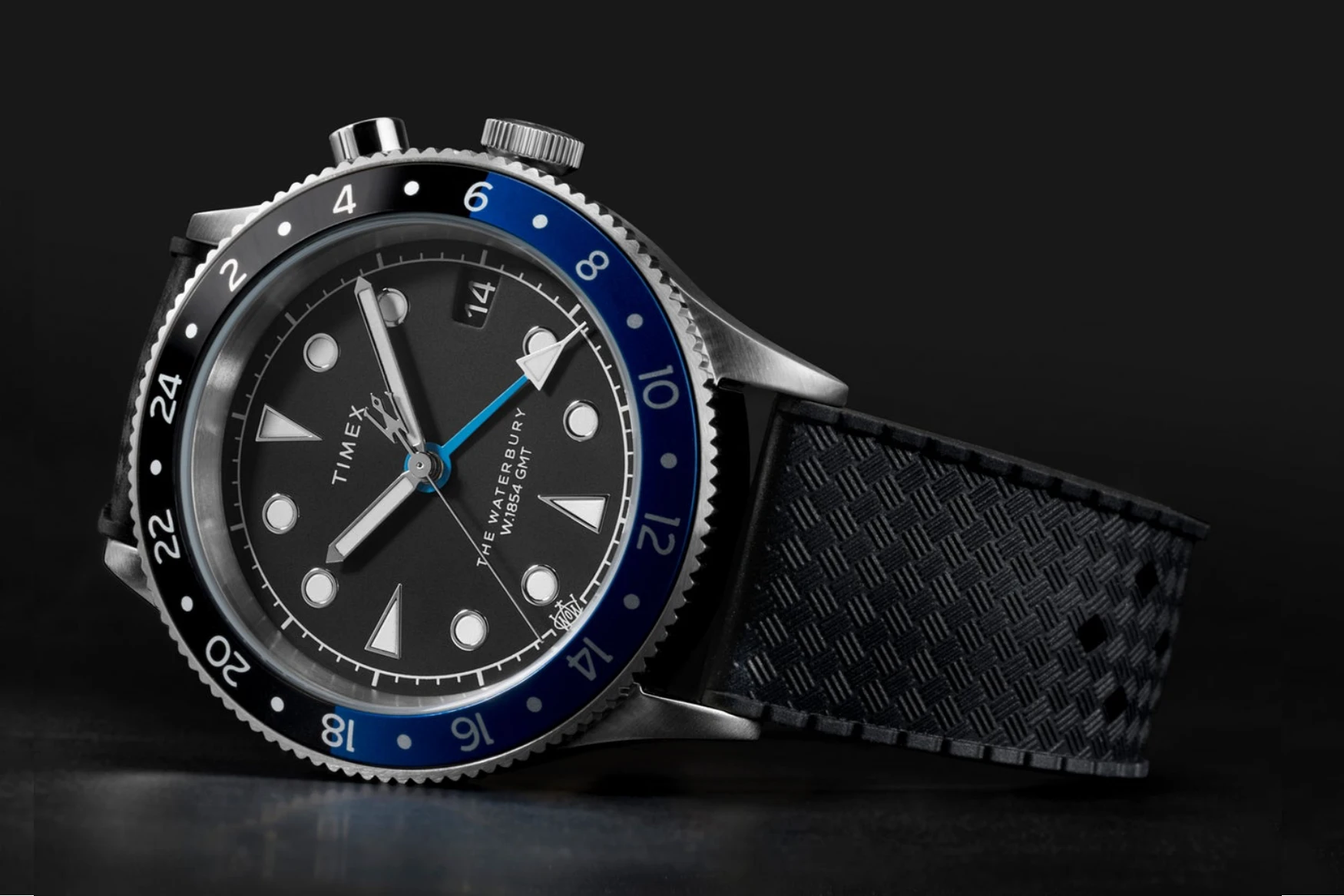 Timex Waterbury GMT best batman bezel watches