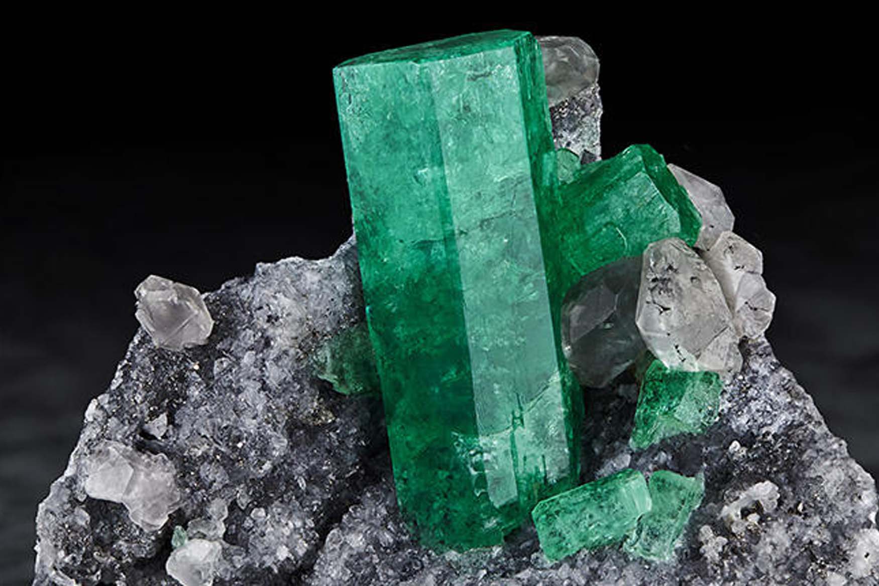 Natural emerald in matrix