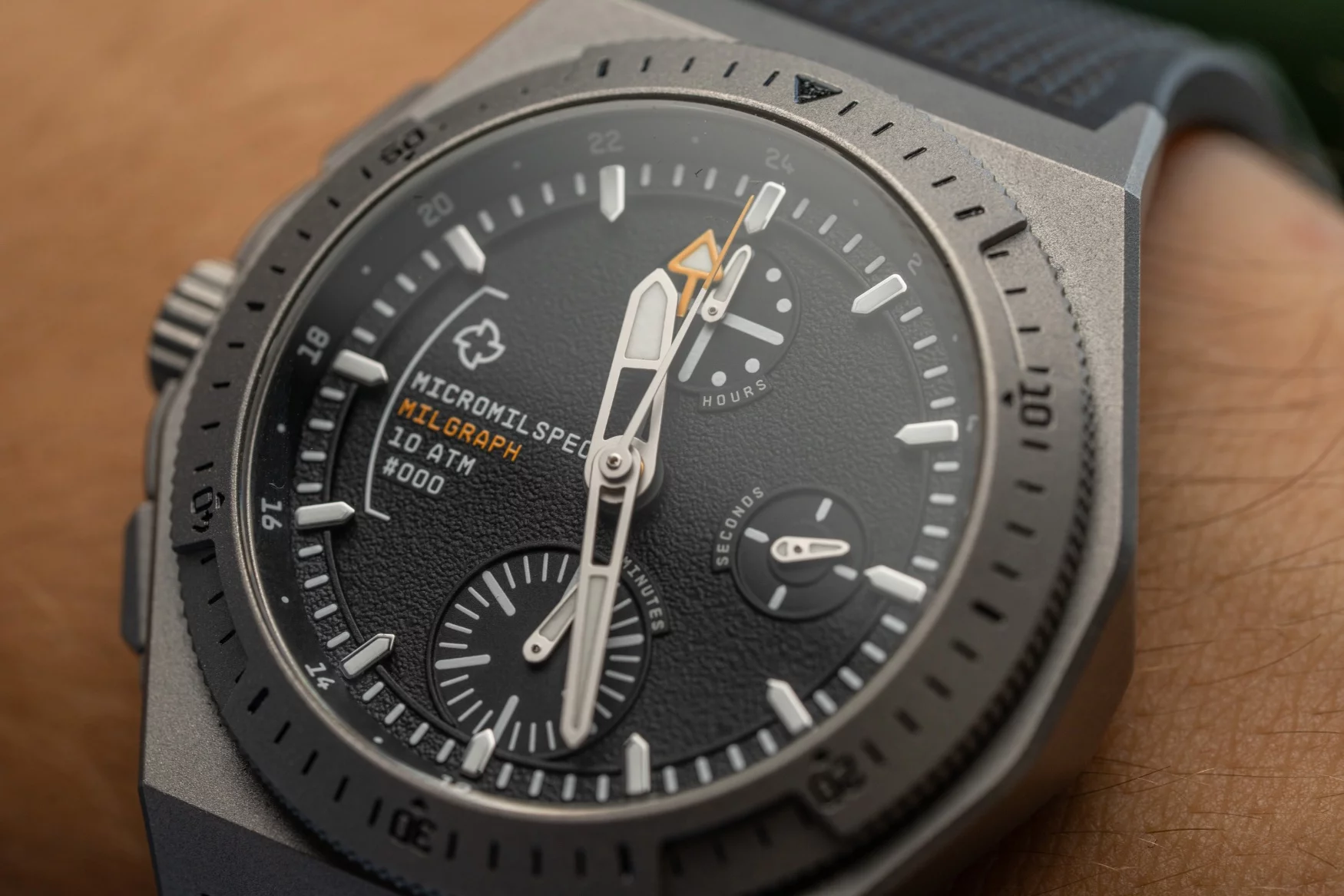 Micromilspec Milgraph | HANDS ON