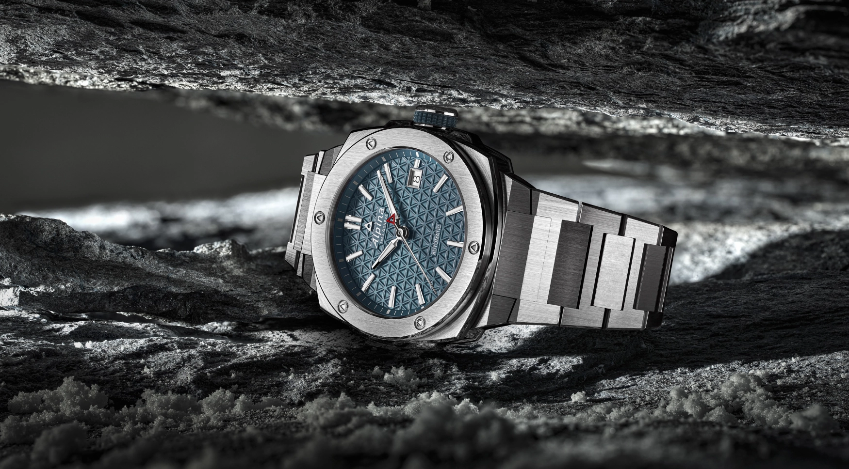 Alpina Alpiner Extreme Automatic 39mm feature