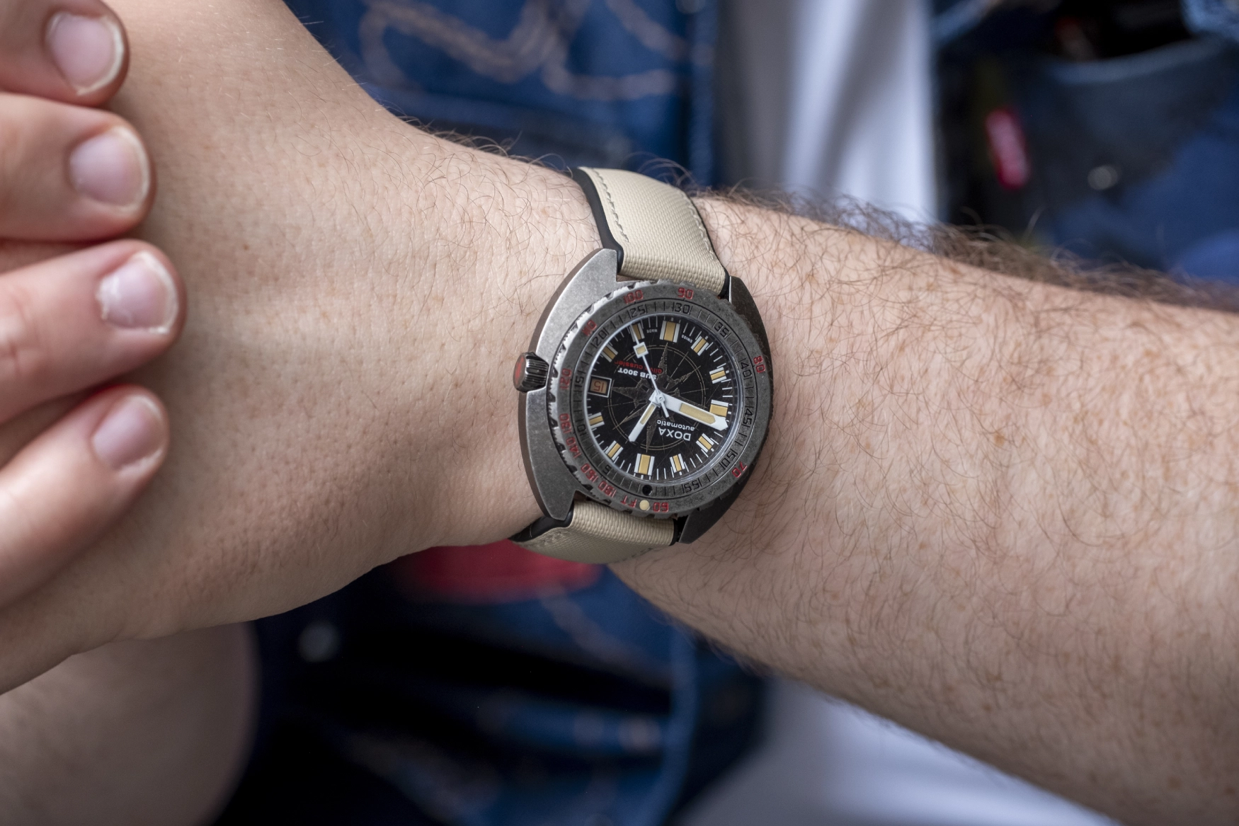 Doxa SUB 300T Sharkhunter Clive Cussler WWW wristshot