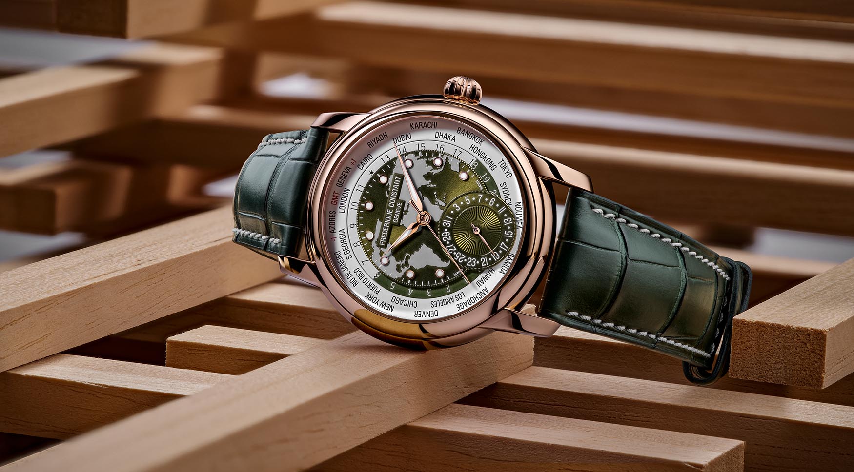 Frederique Constant Classic Worldtimer Manufacture Forest Green desktop