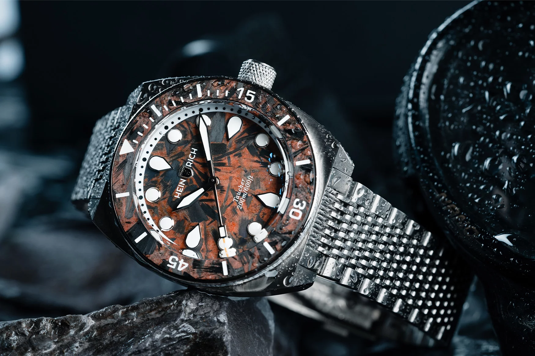 Heinrich's new Taucher Lume Infused Forged Carbon V2 Heinrich-Taucher-Lume-Infused-Forged-Carbon-V2-dial-brown.jpg