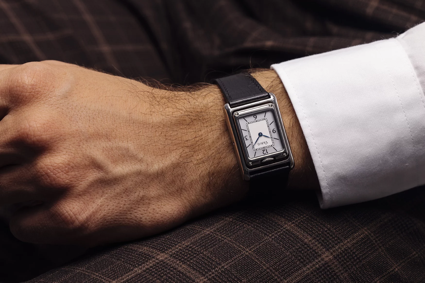 Vario Versa Mother of Pearl | MICRO MONDAYS