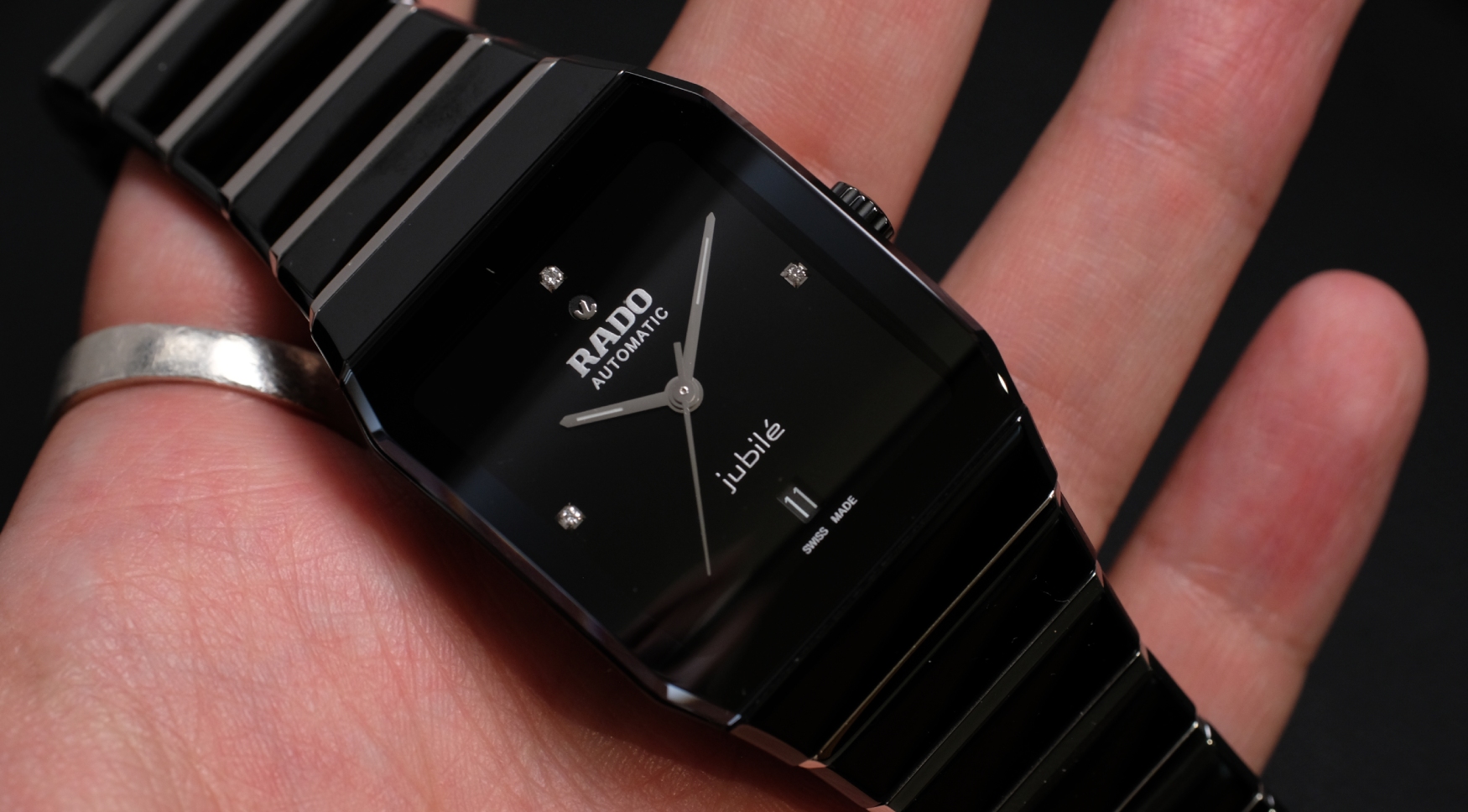 rado anatom feature