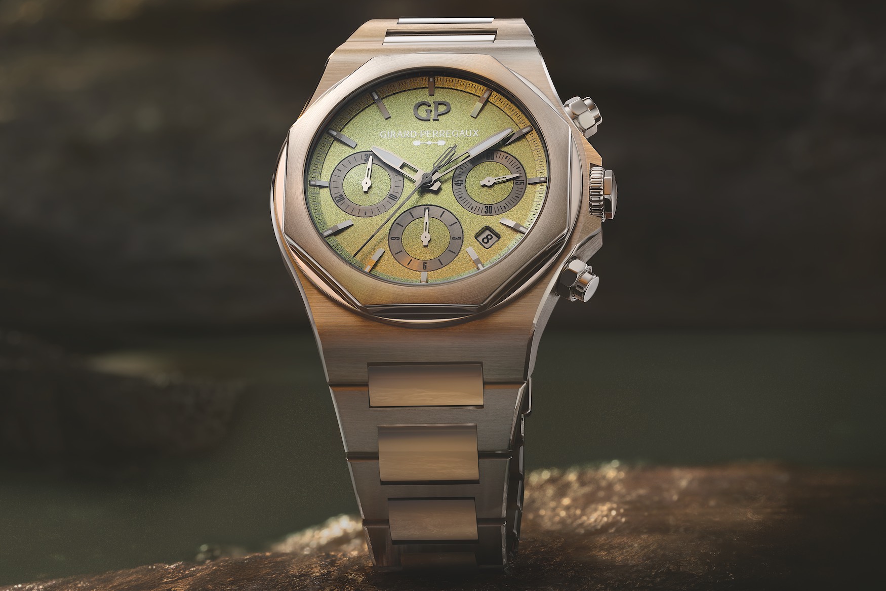 Girard Perregaux Laureato Chronograph Aston Martin 3